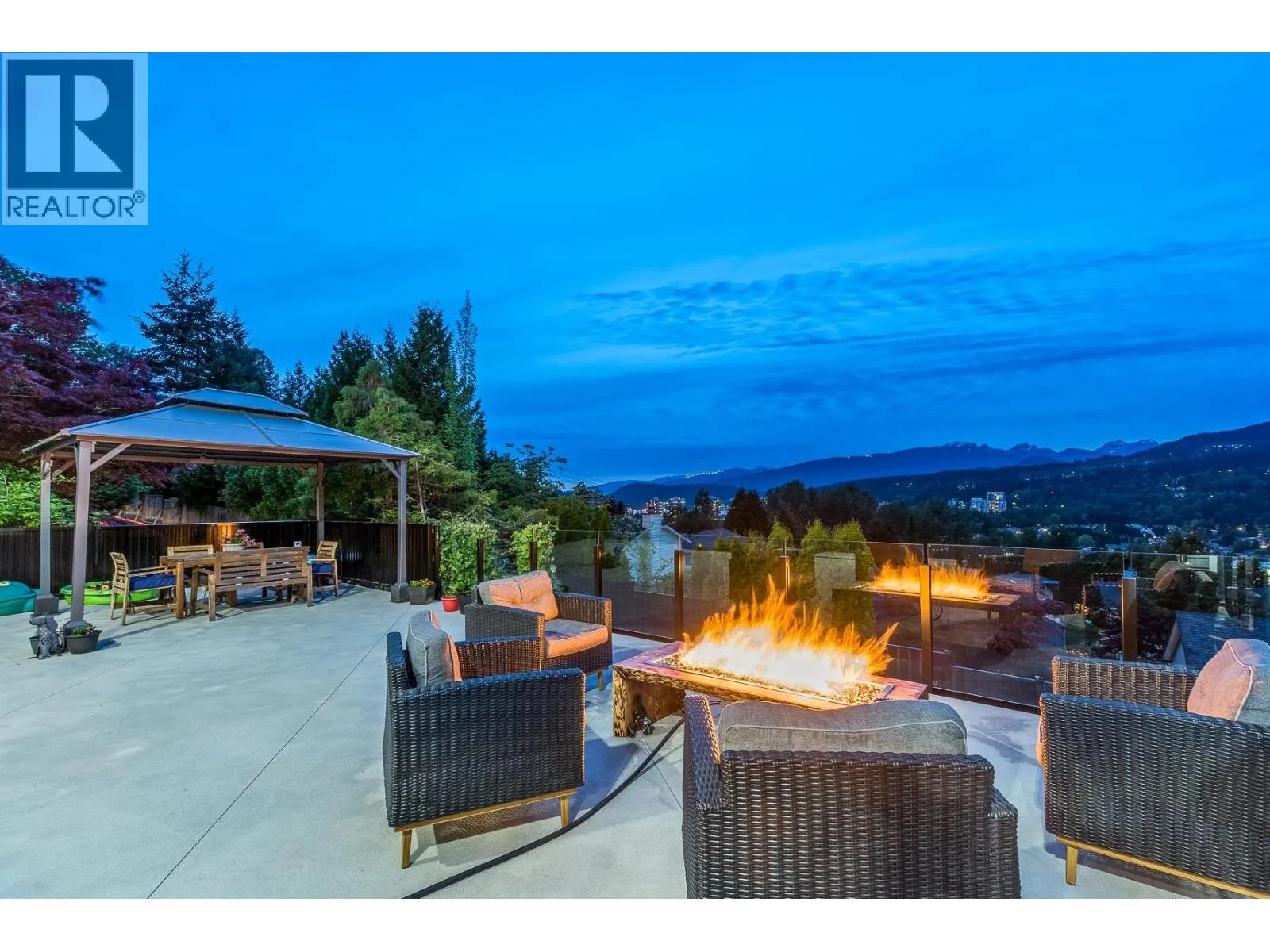 3187 MARINER WAY