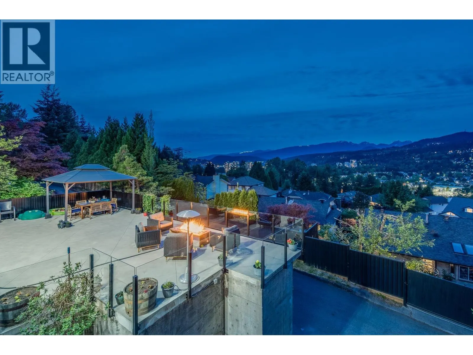 3187 MARINER WAY