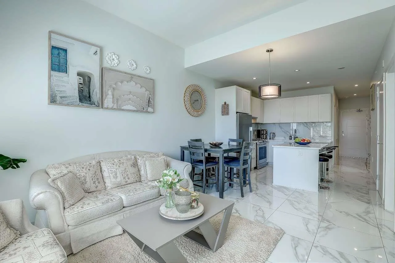 409 5415 BRYDON CRESCENT
