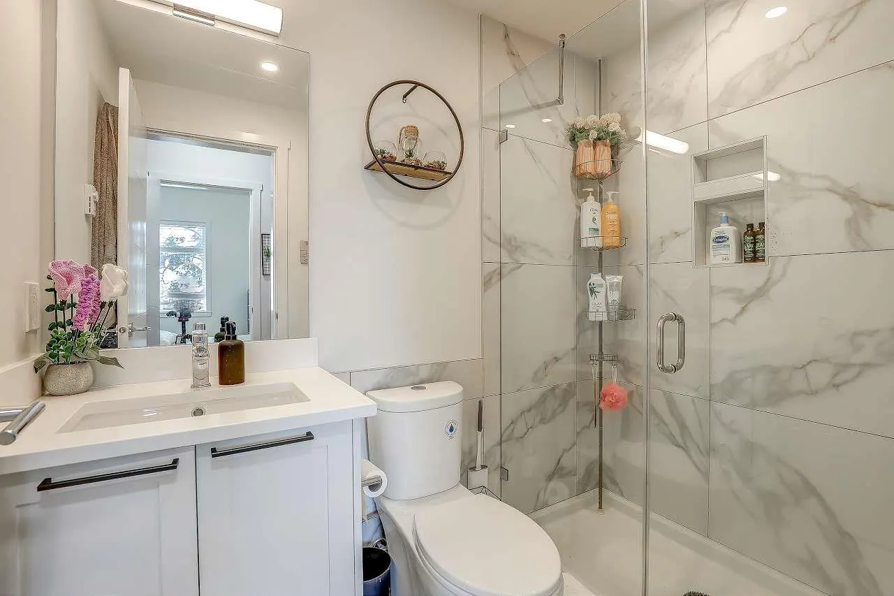 409 5415 BRYDON CRESCENT