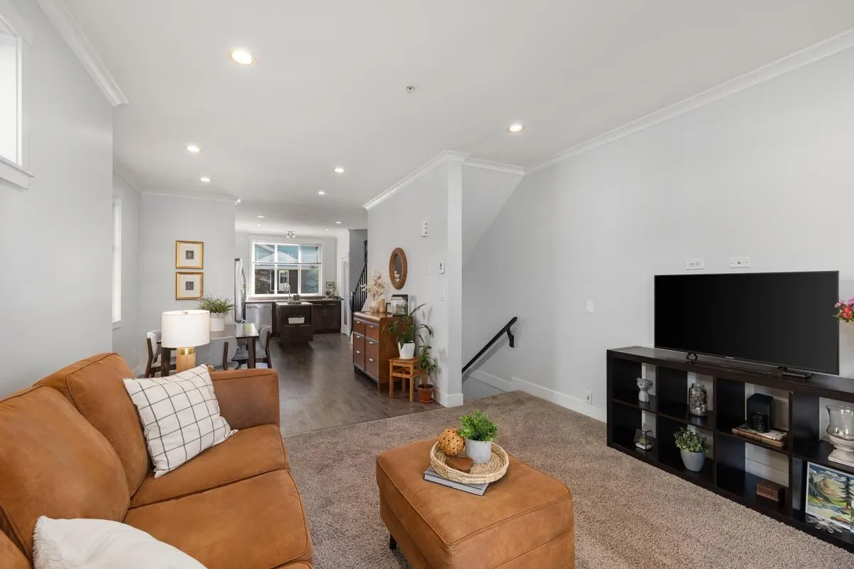 20 5805 SAPPERS WAY|Garrison Crossing