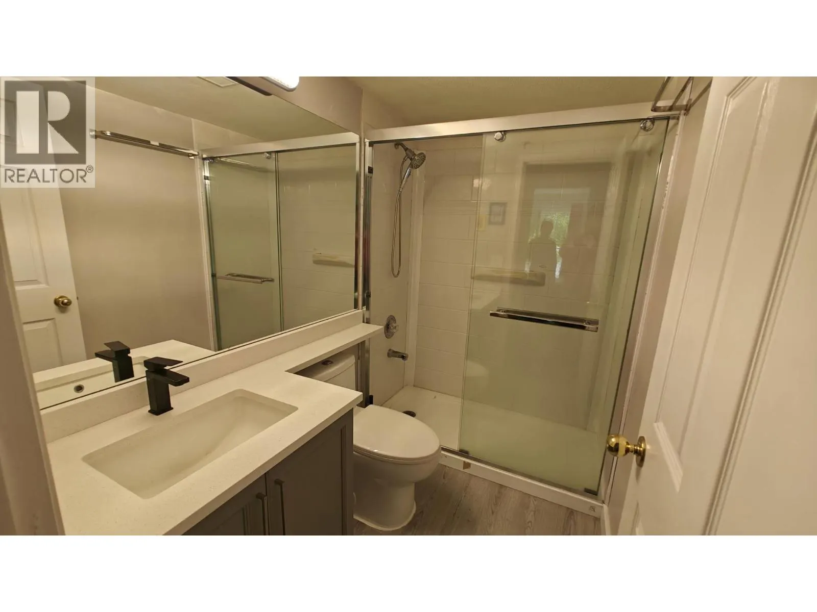 409 6737 STATION HILL COURT