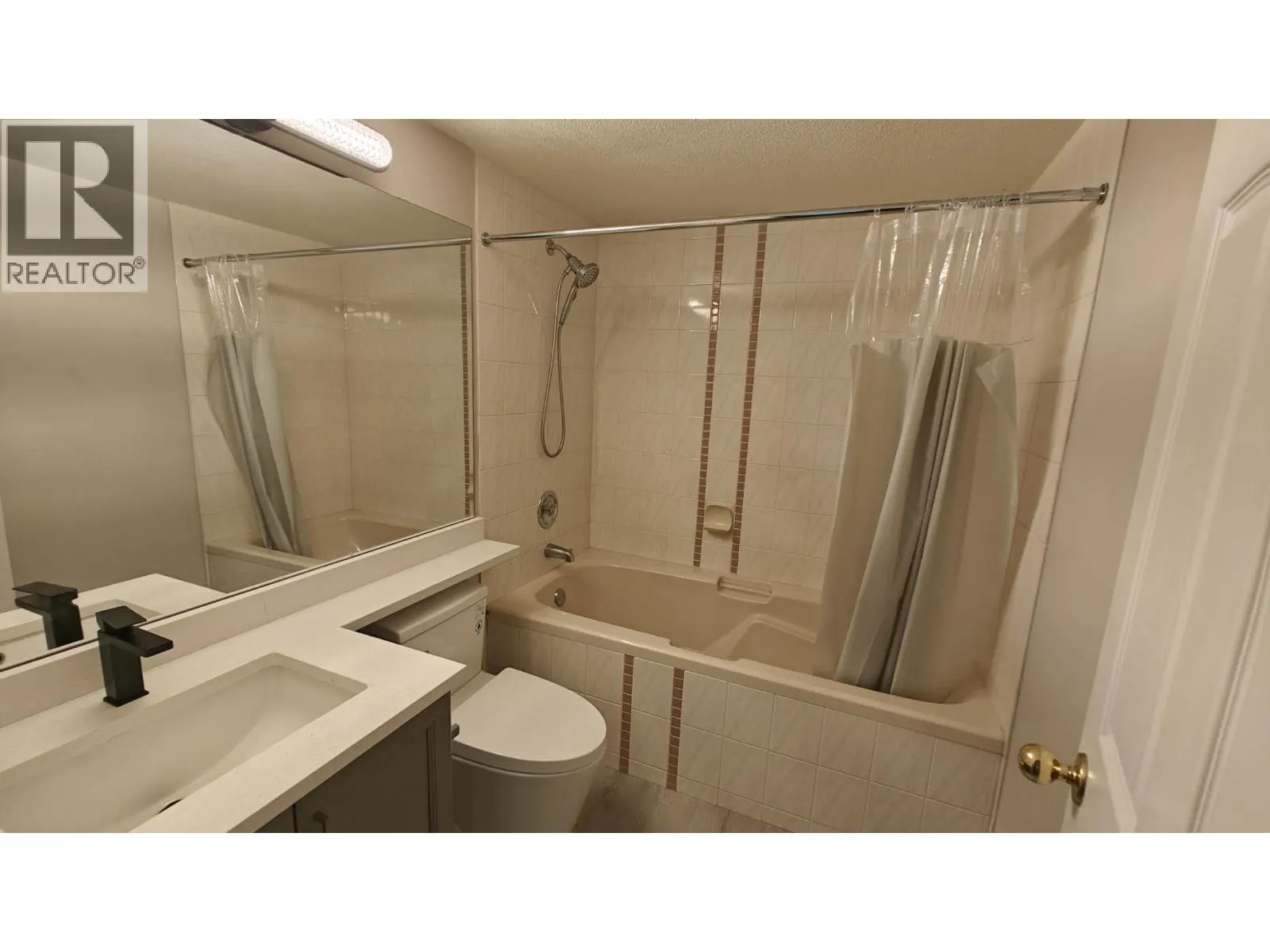409 6737 STATION HILL COURT