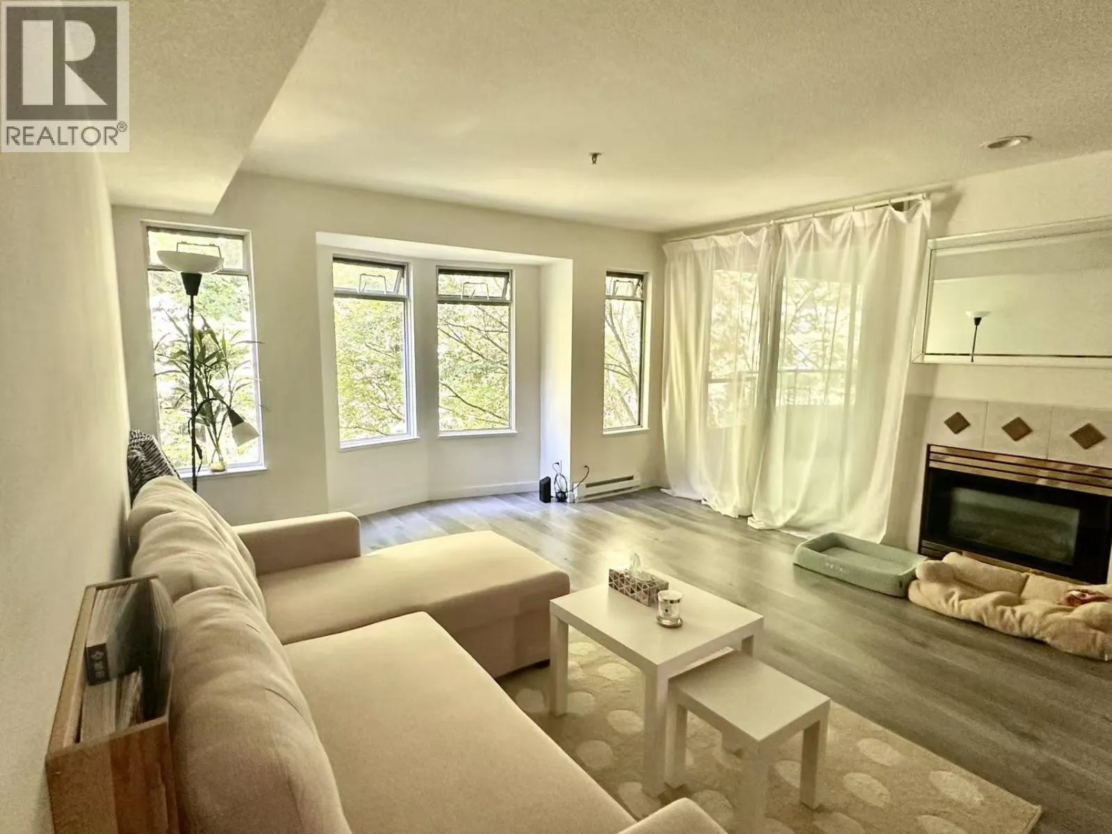 409 6737 STATION HILL COURT