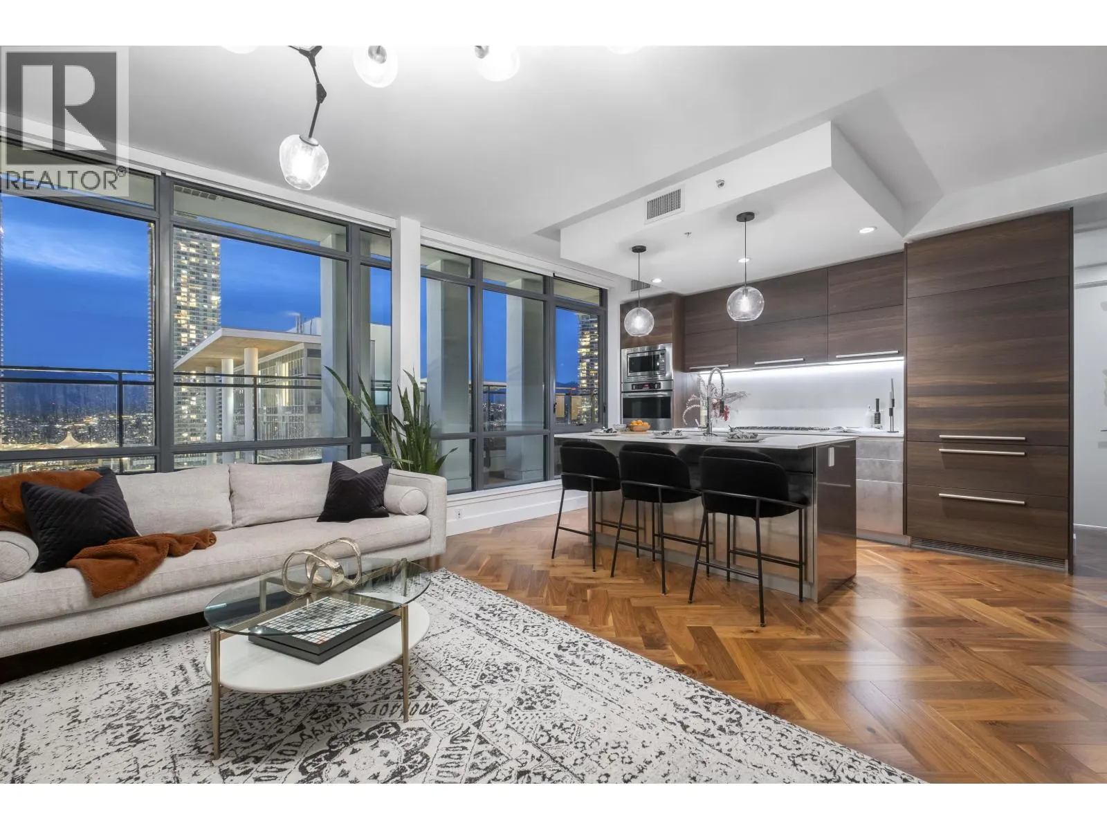 2703 2378 ALPHA AVENUE