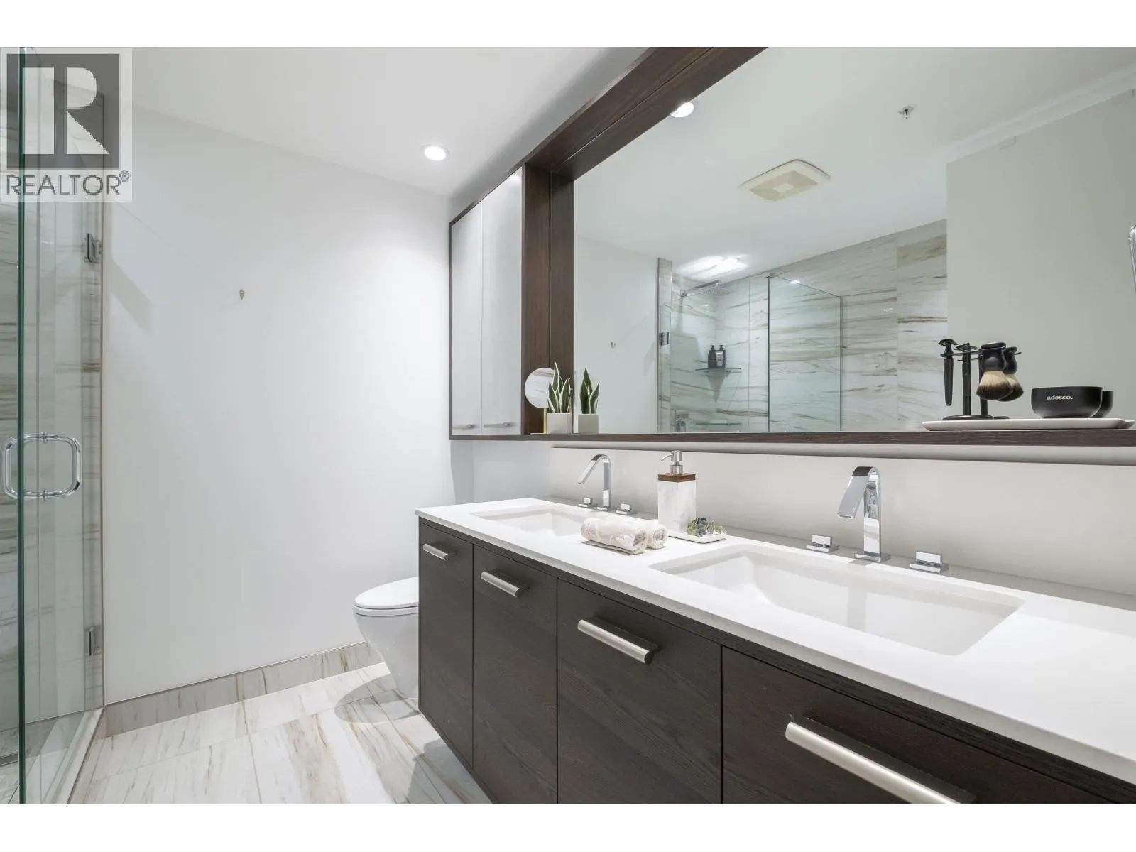 2703 2378 ALPHA AVENUE