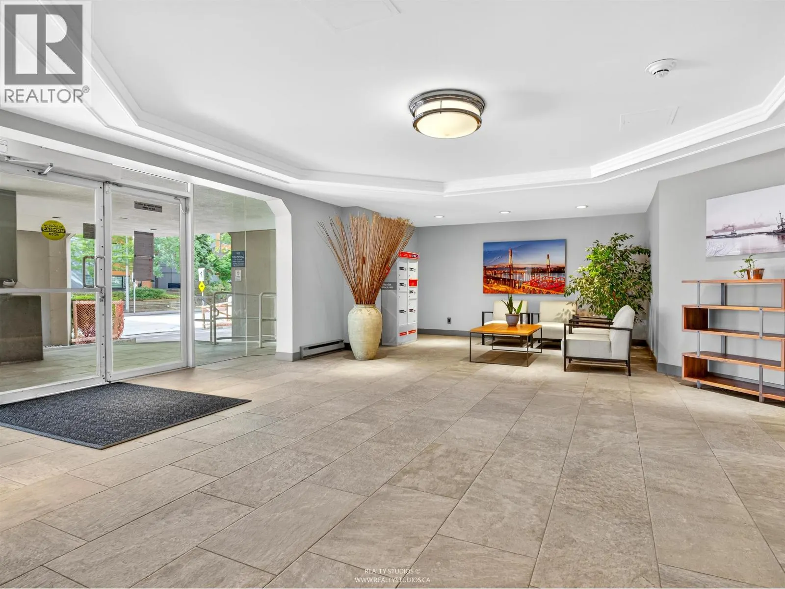 1003 1135 QUAYSIDE DRIVE