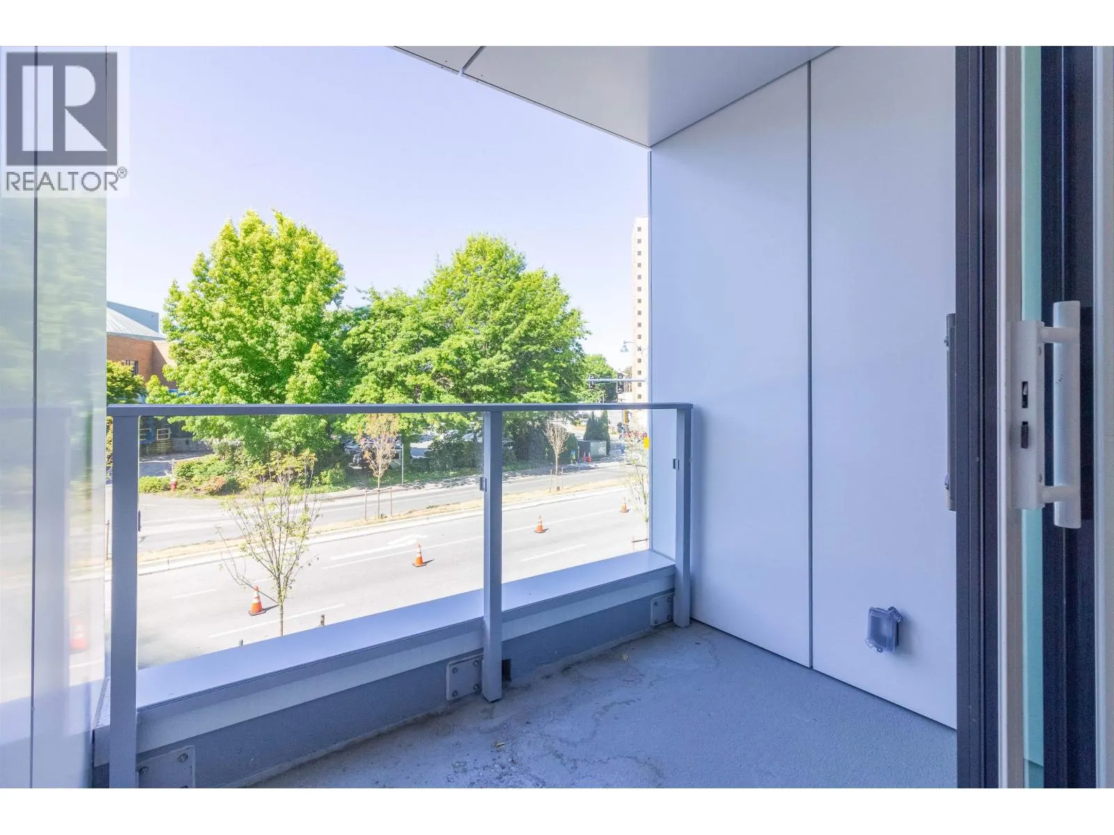 2 6788 MINORU BOULEVARD