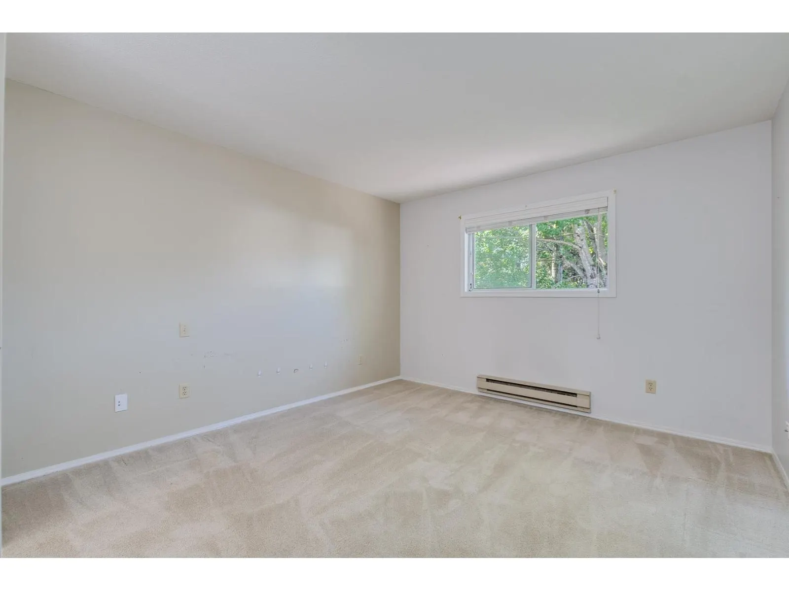 56 6467 197 STREET
