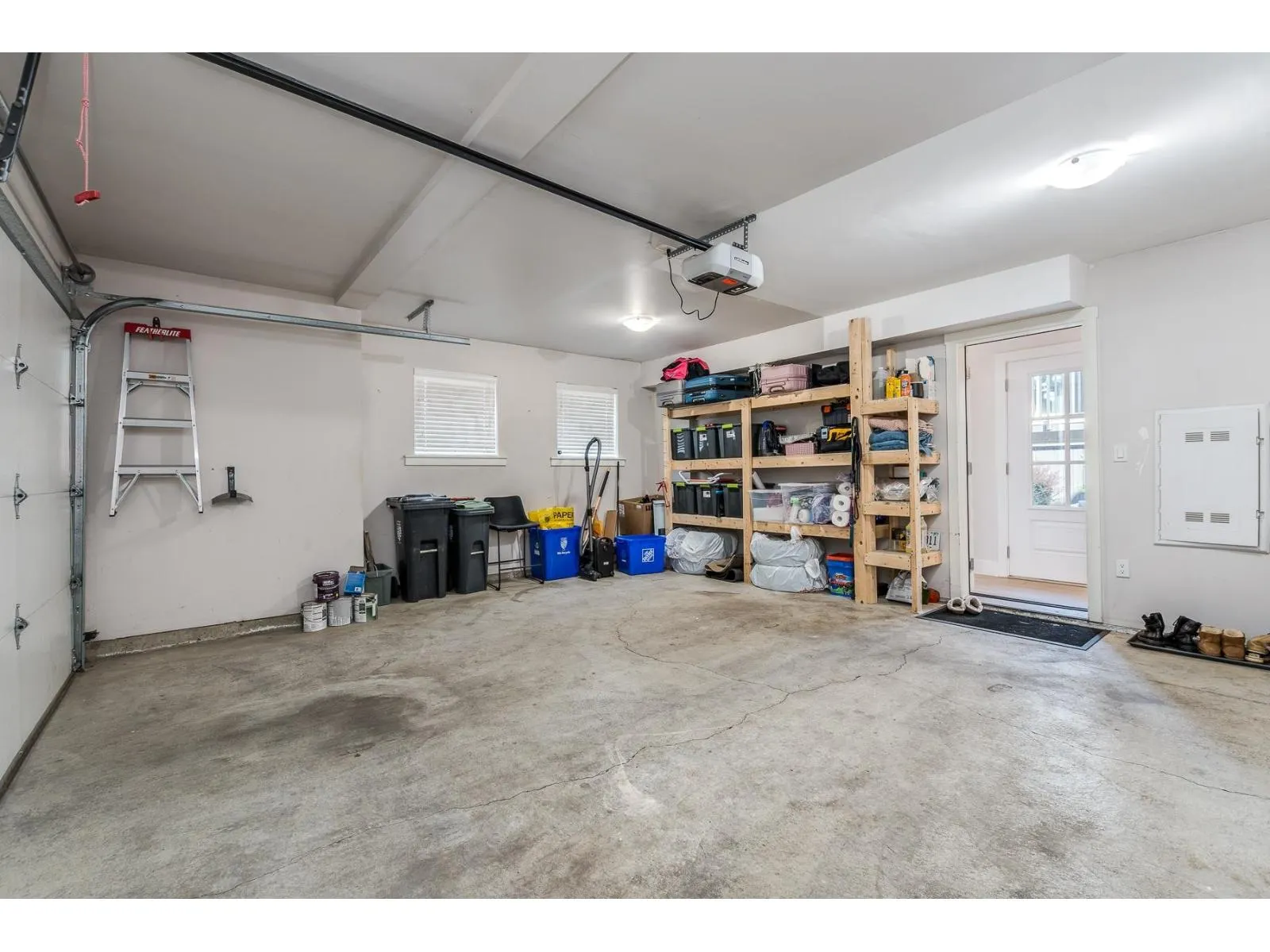 37 20856 76 AVENUE