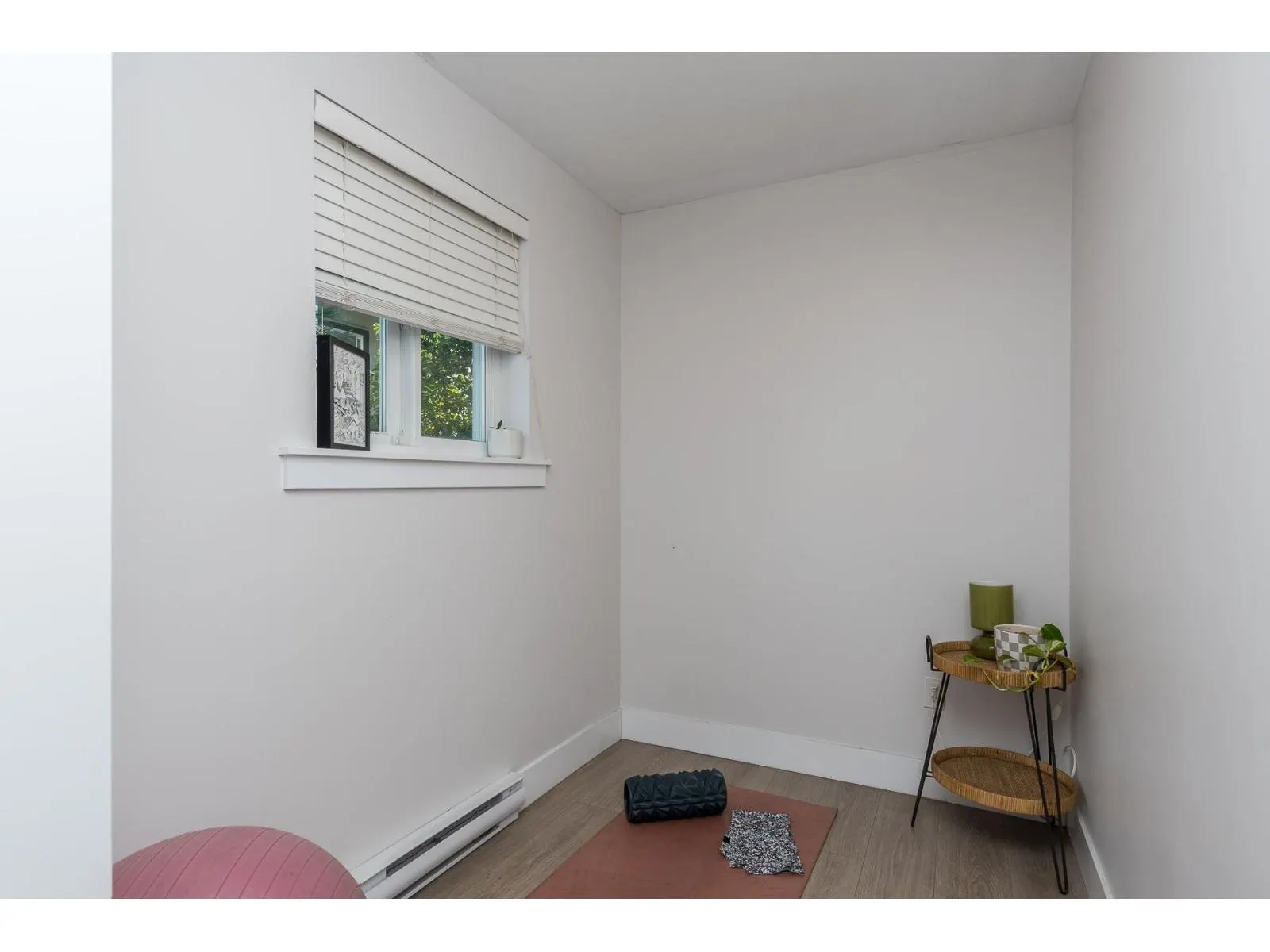 37 20856 76 AVENUE