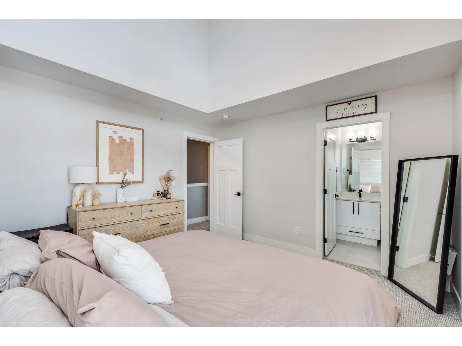 37 20856 76 AVENUE