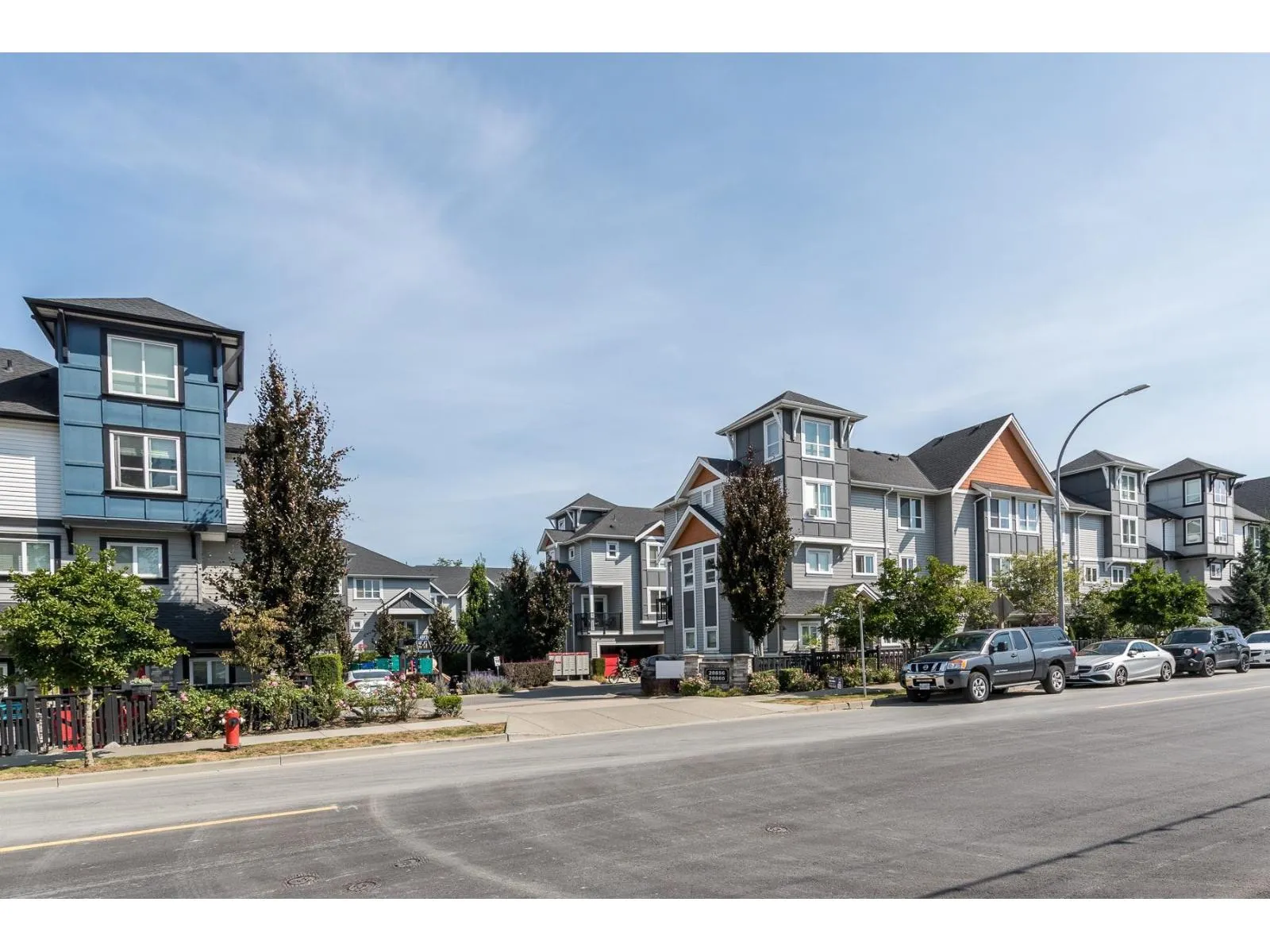 37 20856 76 AVENUE