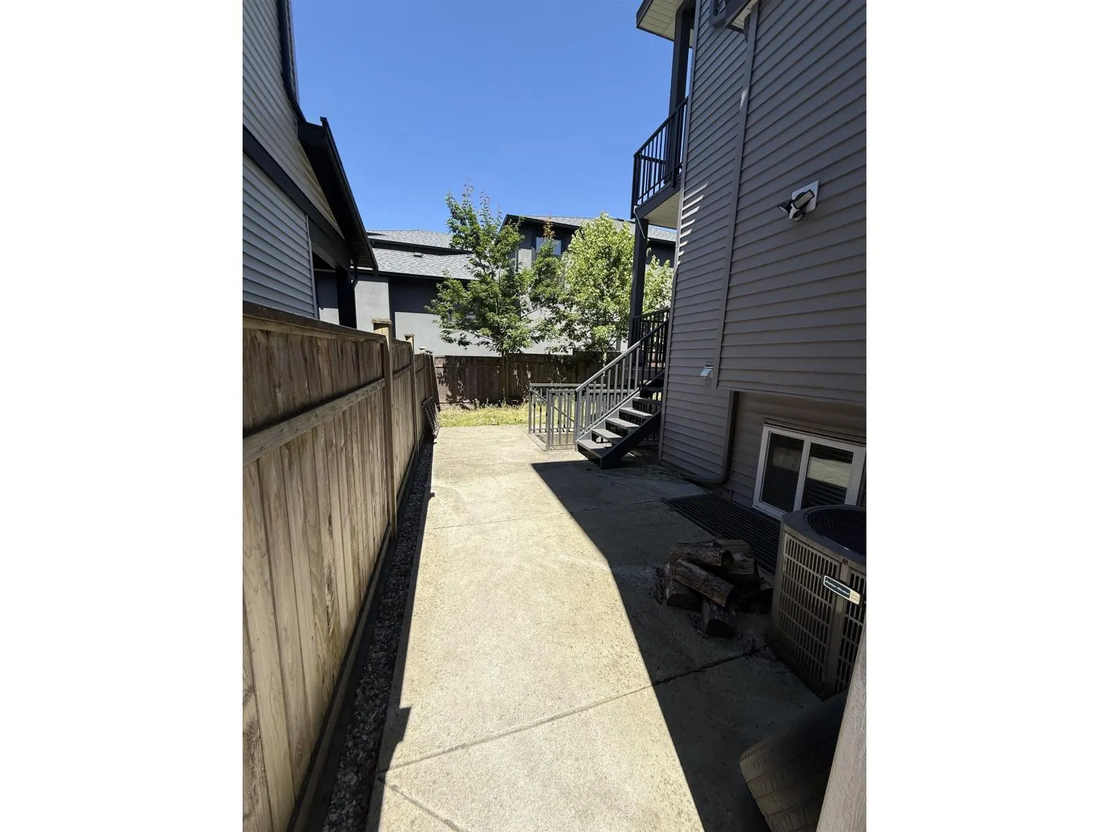 12711 104A AVENUE