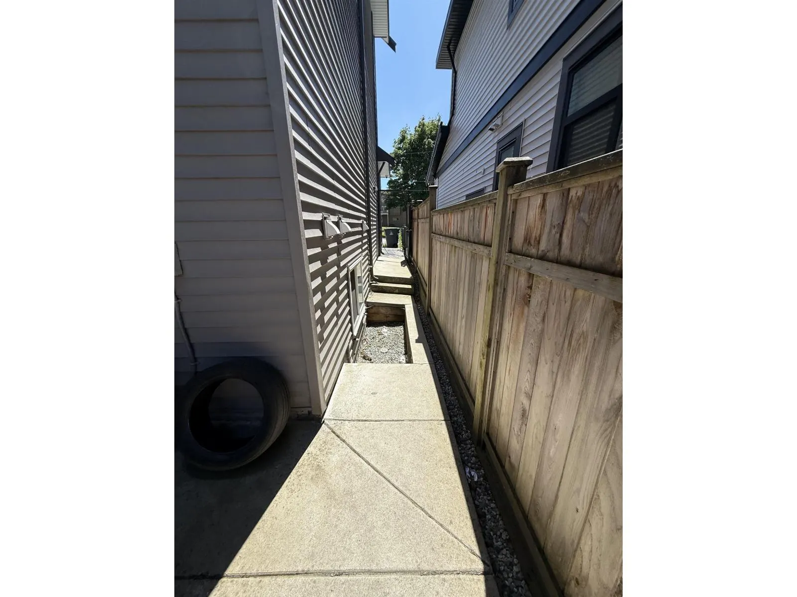 12711 104A AVENUE
