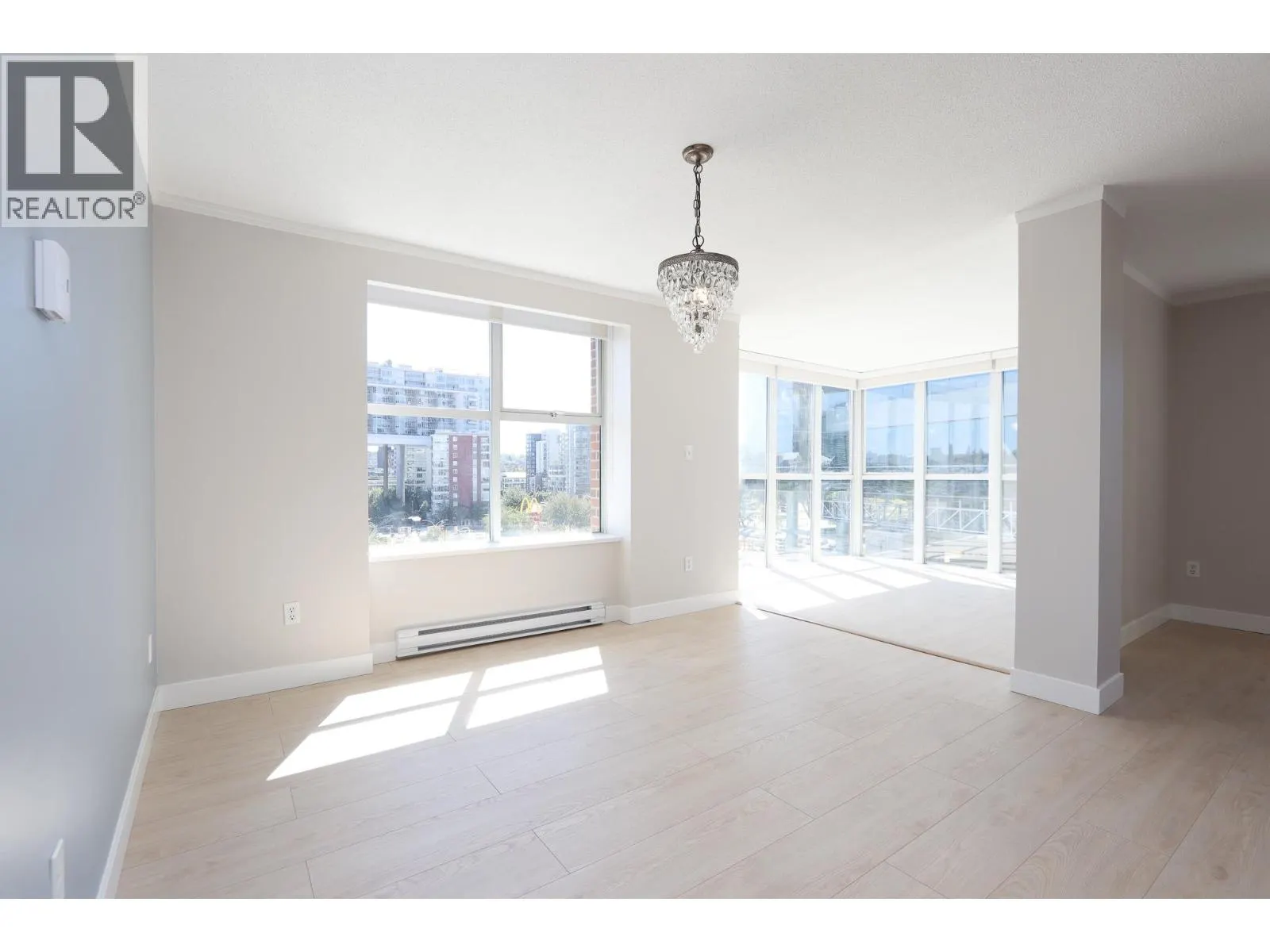 605 1255 MAIN STREET