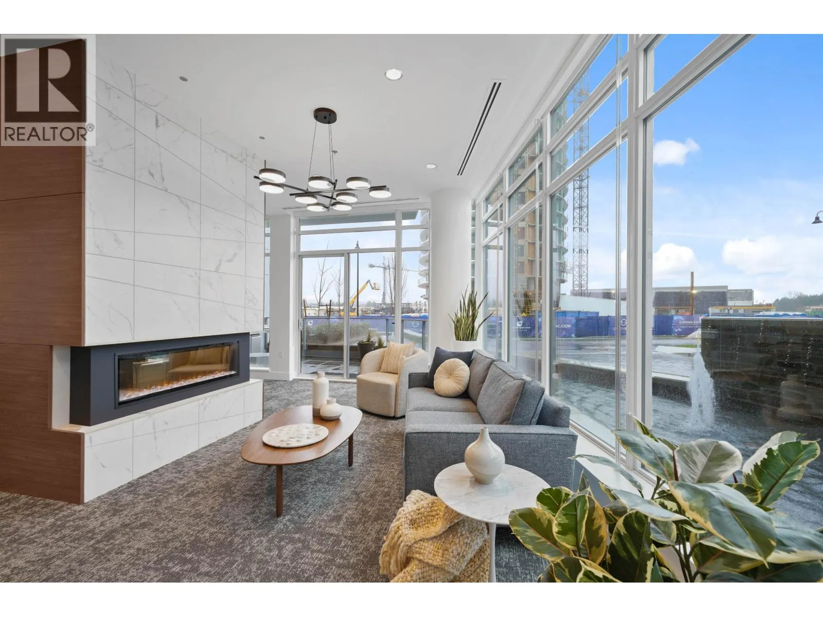 1601 7683 PARK CRESCENT