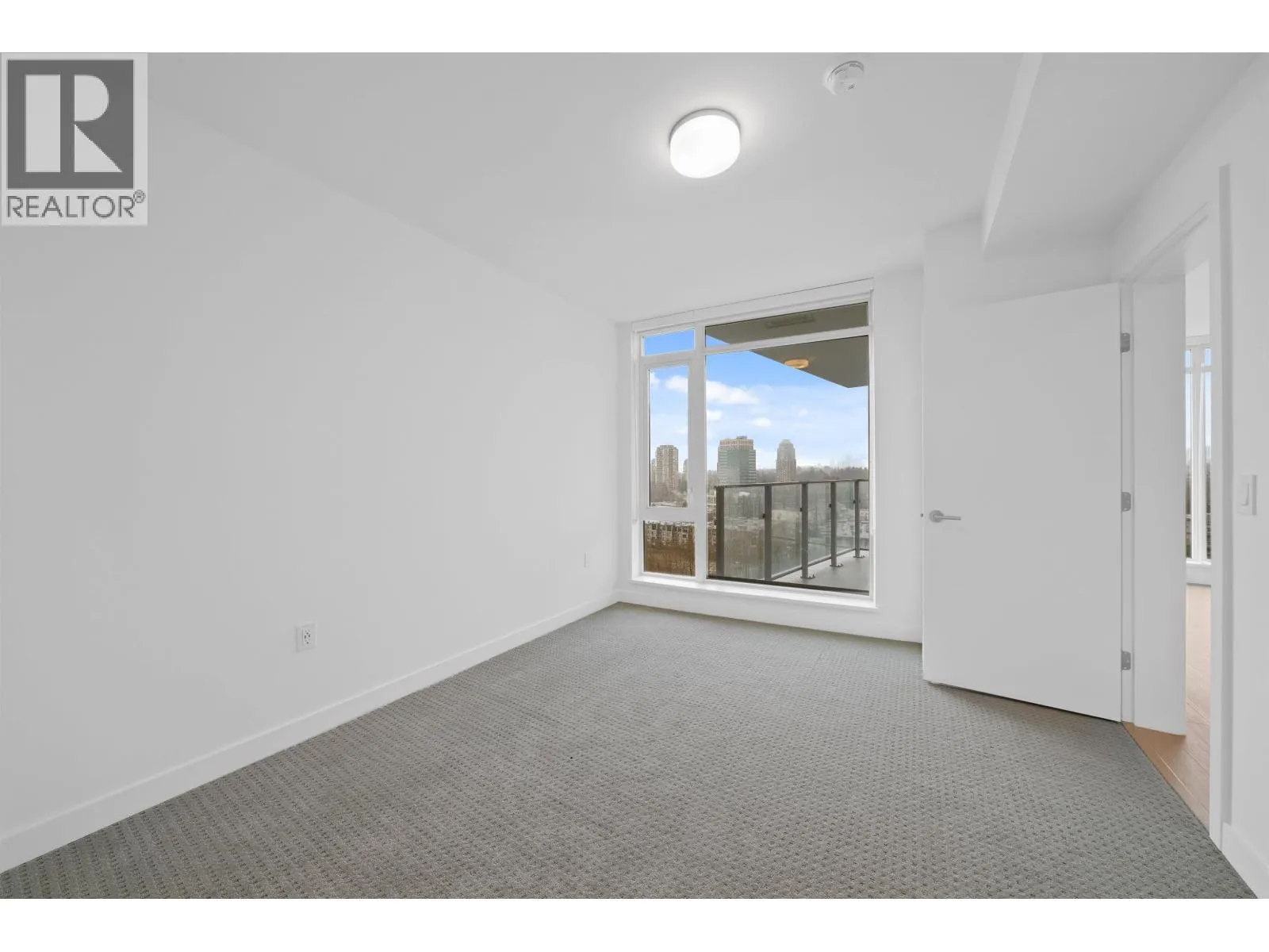 1601 7683 PARK CRESCENT