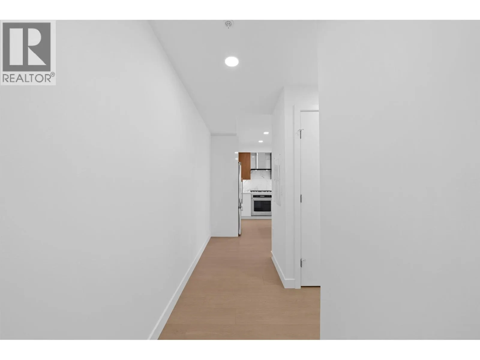 1601 7683 PARK CRESCENT