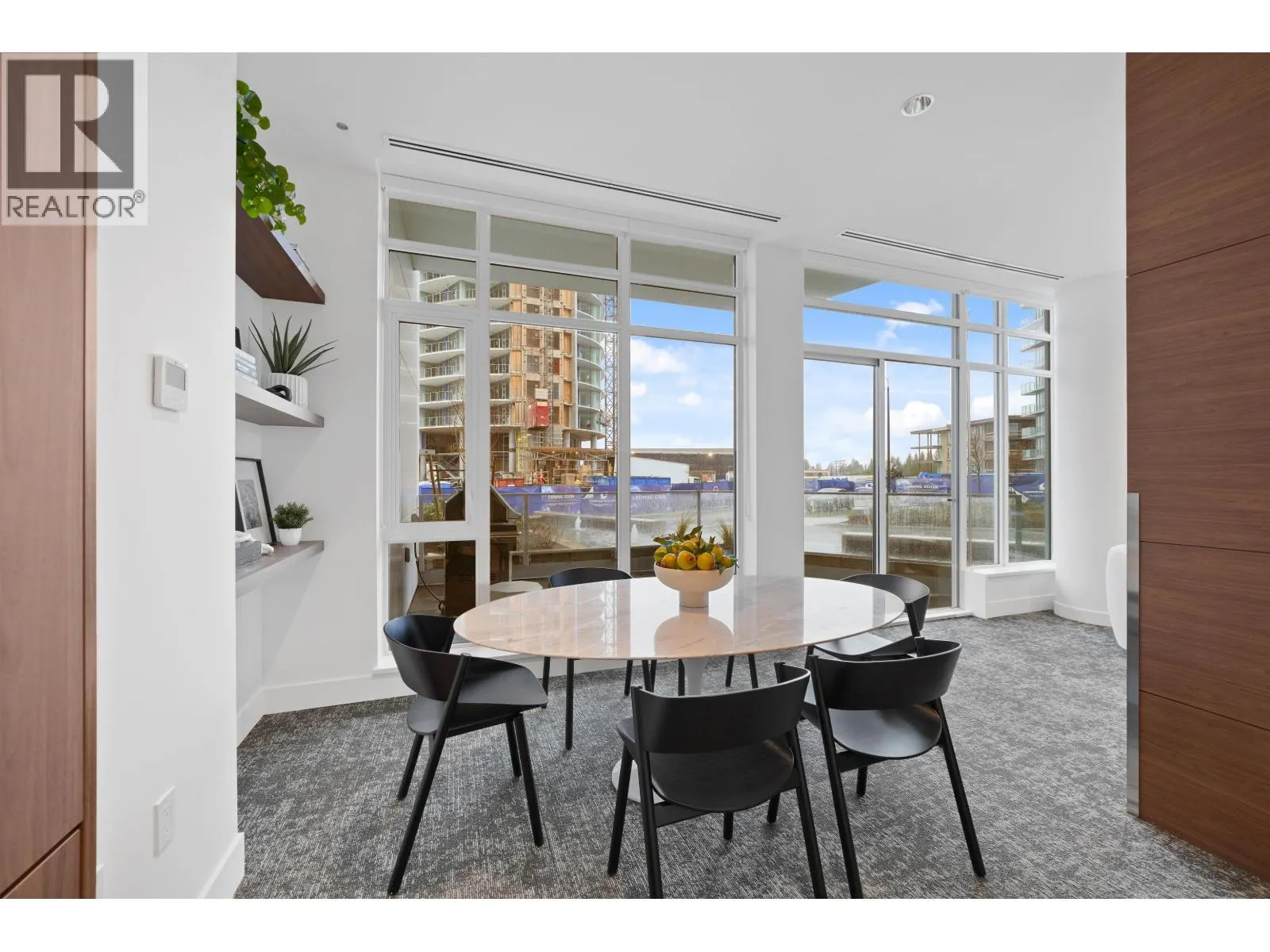 1601 7683 PARK CRESCENT