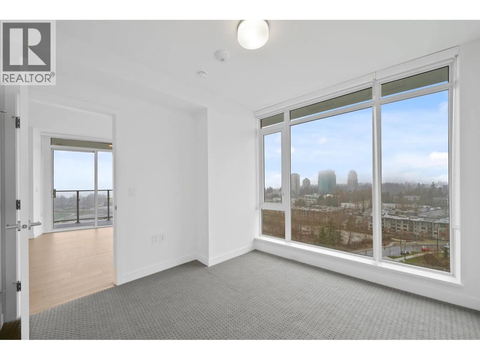 1601 7683 PARK CRESCENT