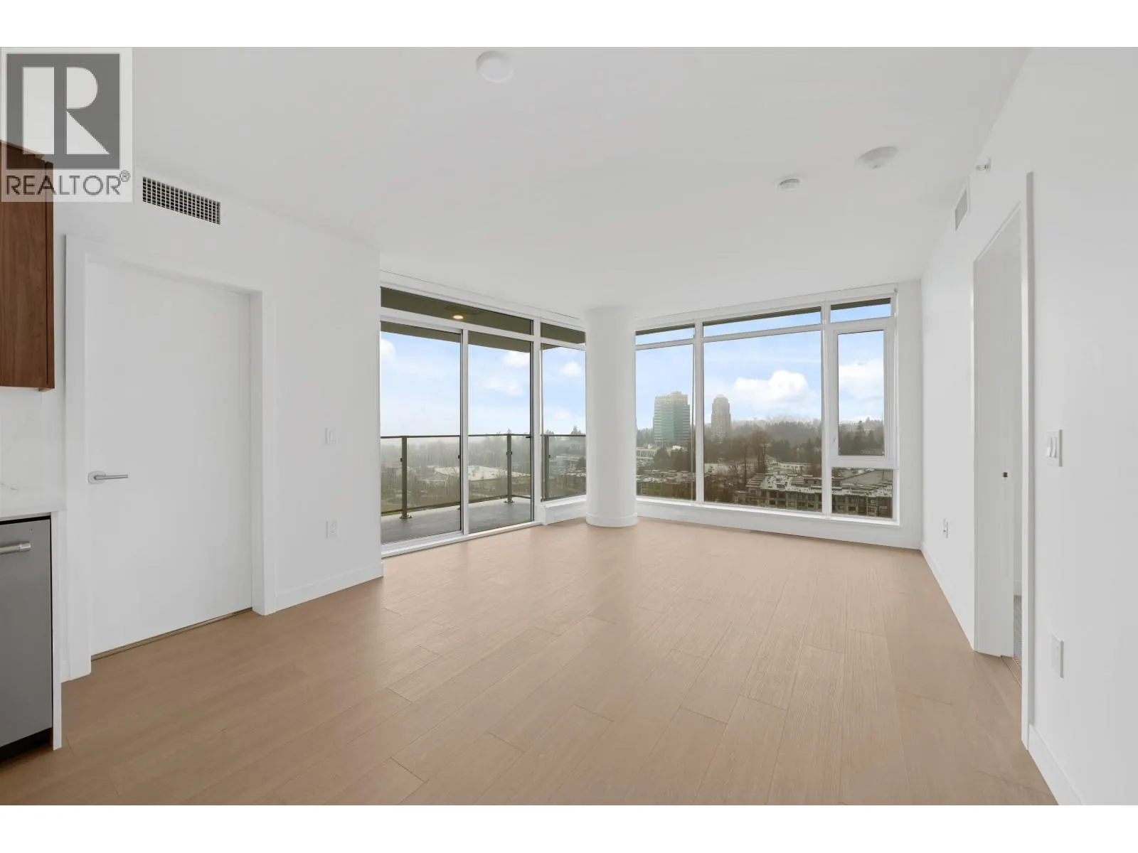 1601 7683 PARK CRESCENT