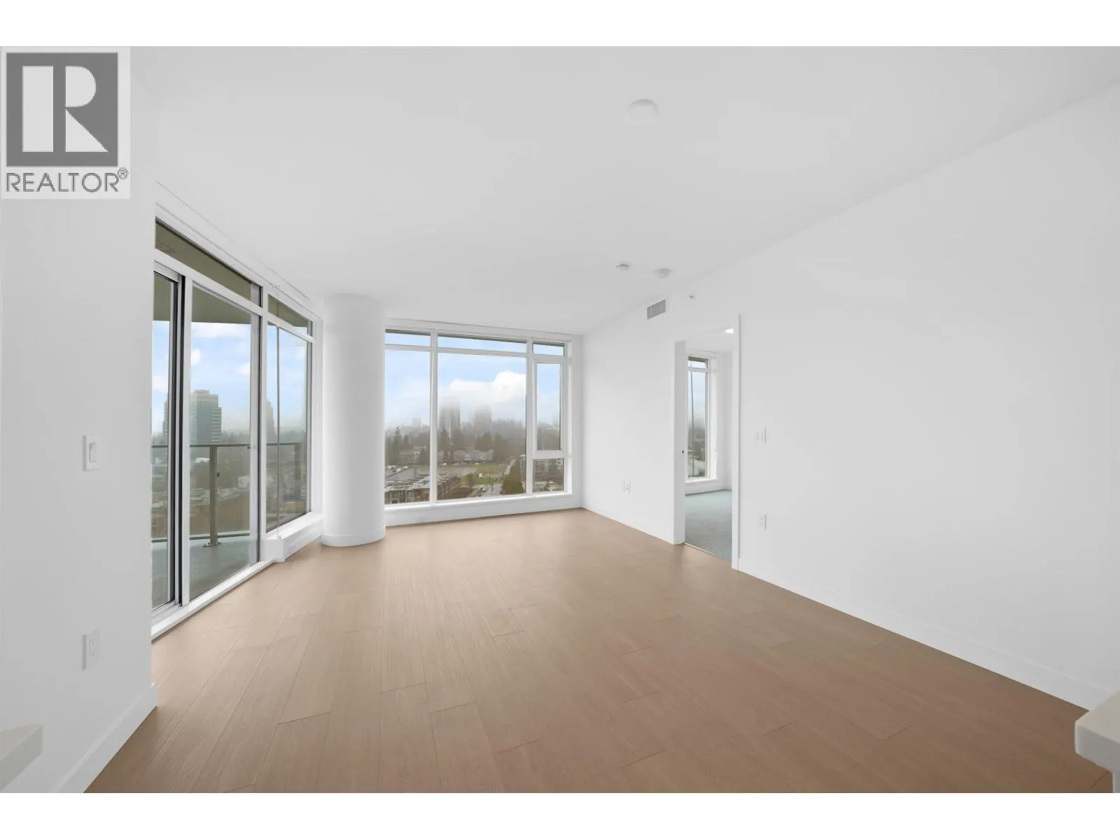 1601 7683 PARK CRESCENT