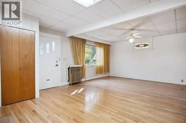 45 W 15TH AVENUE