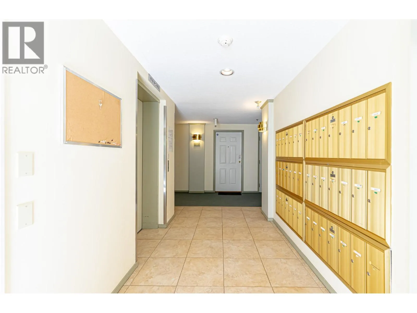 310 6737 STATION HILL COURT