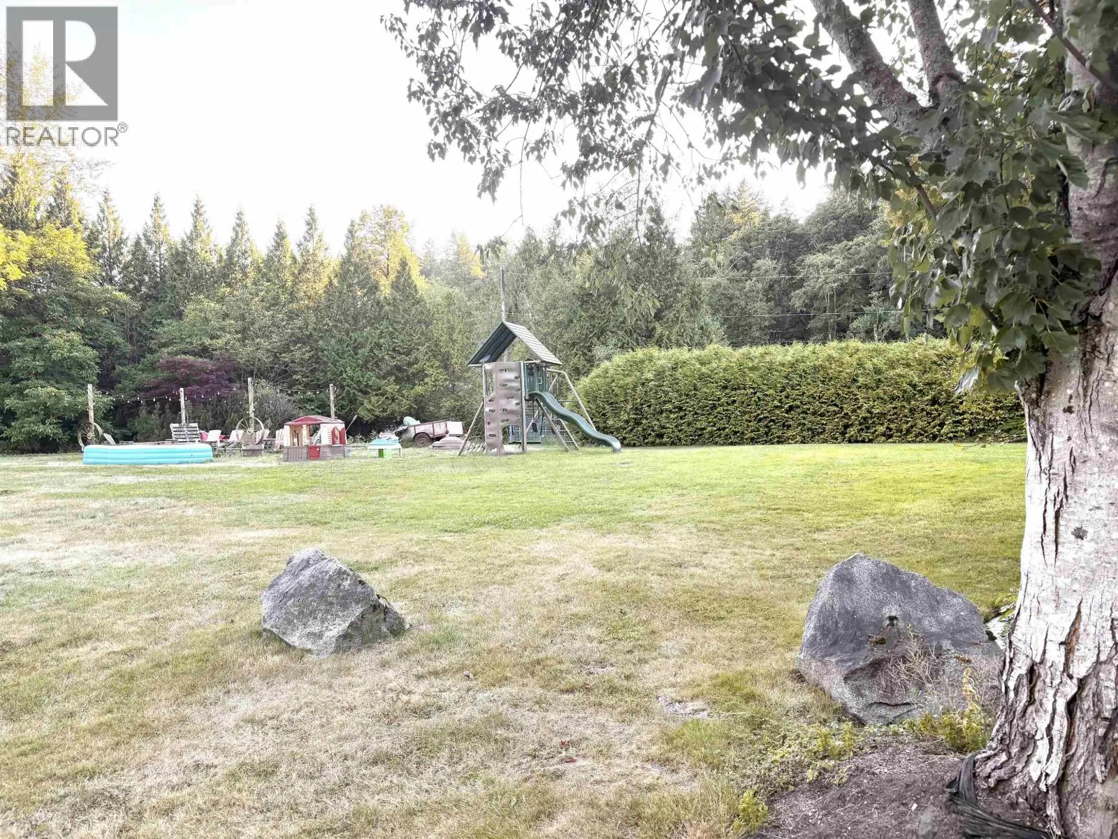 15227 SHERIDAN DRIVE