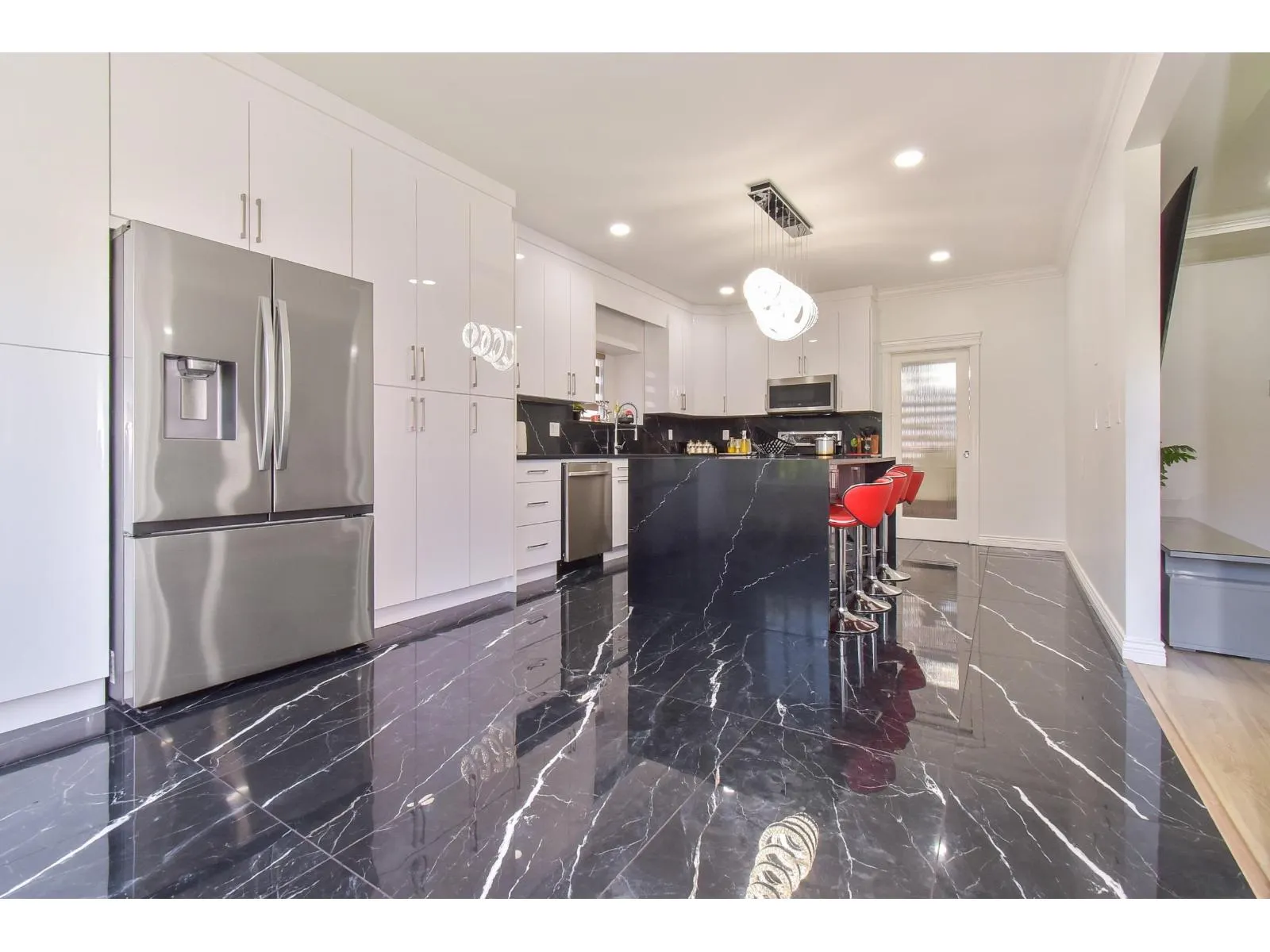 8463 BAILEY PLACE