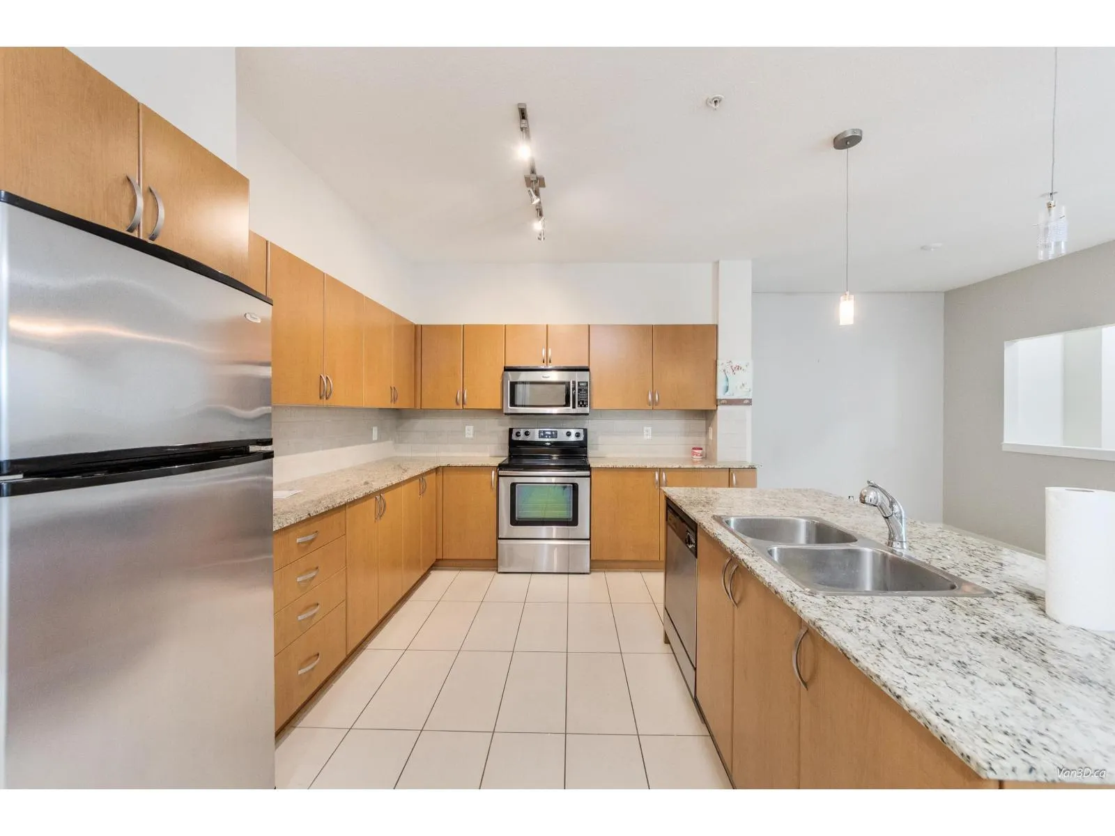 427 13733 107A AVENUE