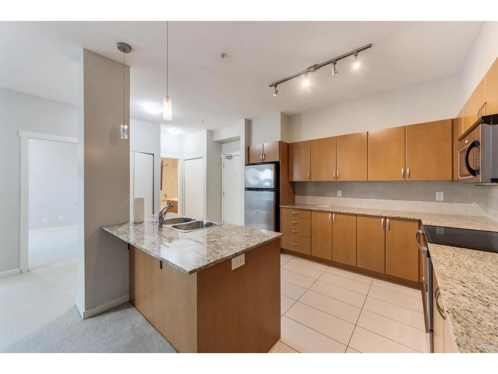 427 13733 107A AVENUE