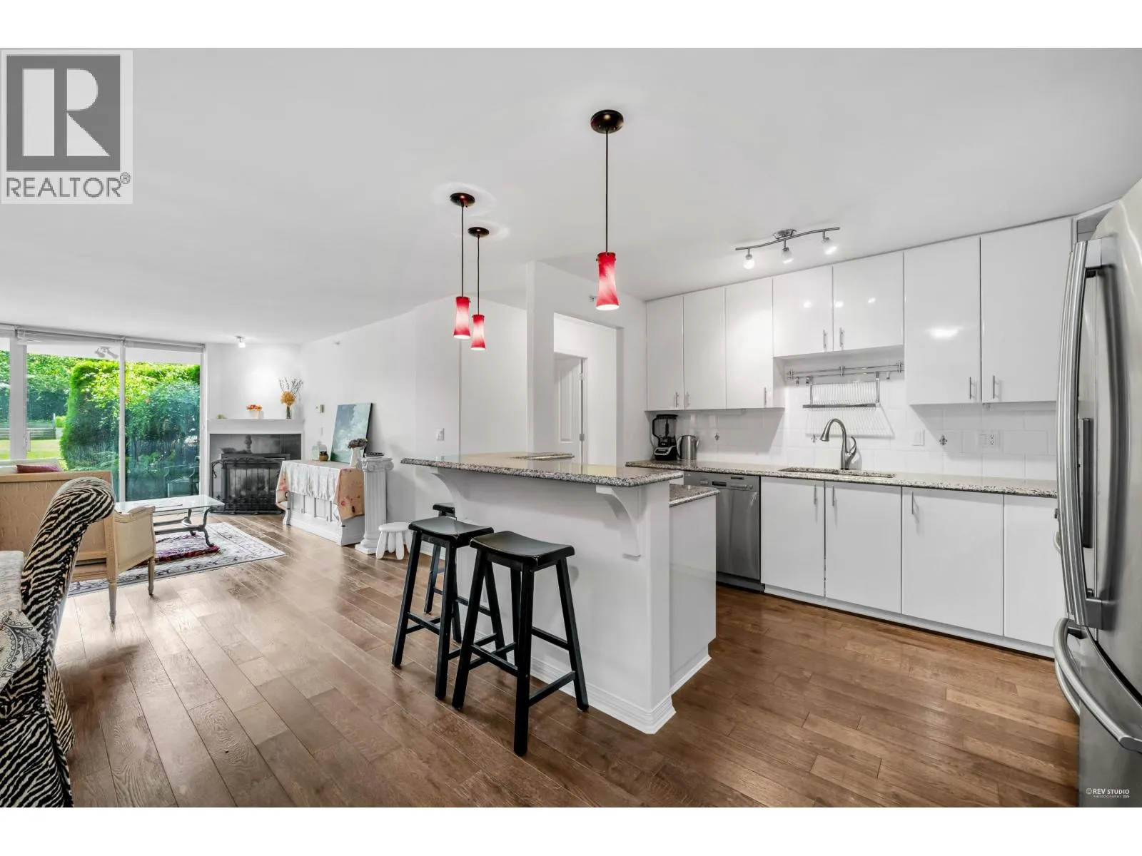 408 7080 ST. ALBANS ROAD