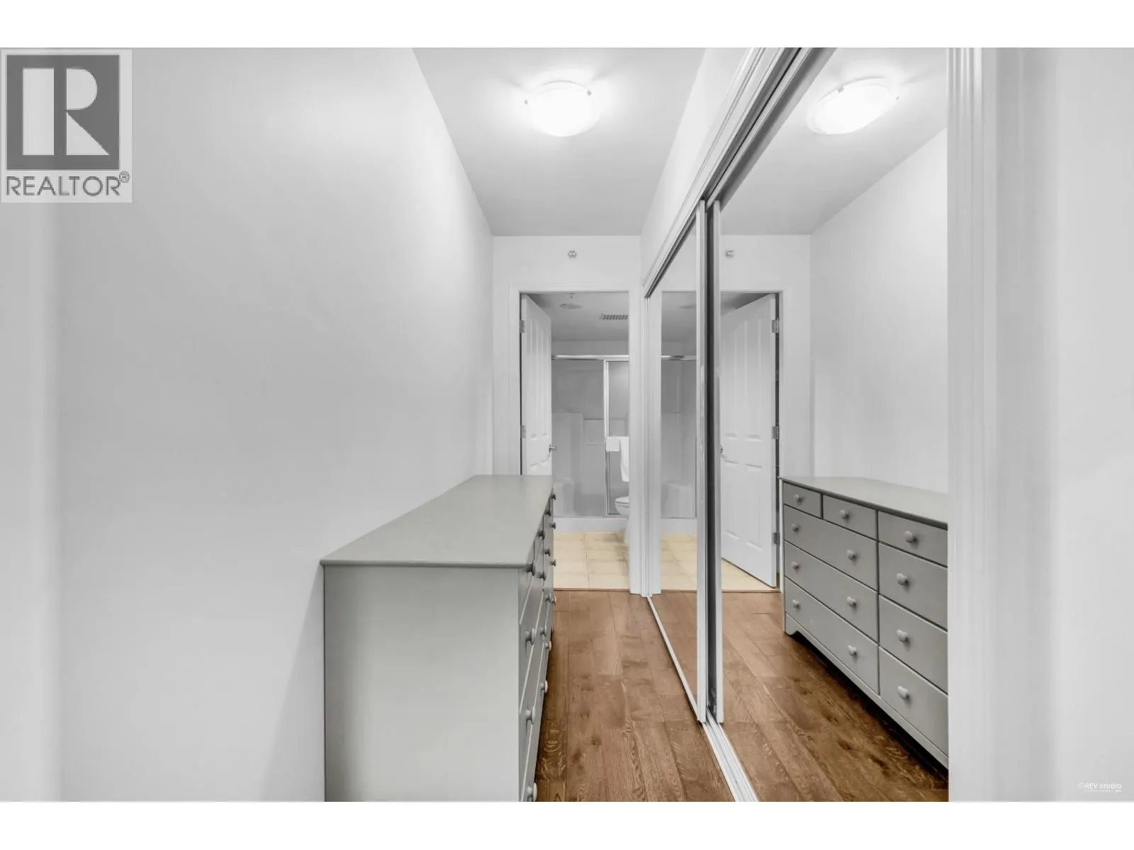 408 7080 ST. ALBANS ROAD