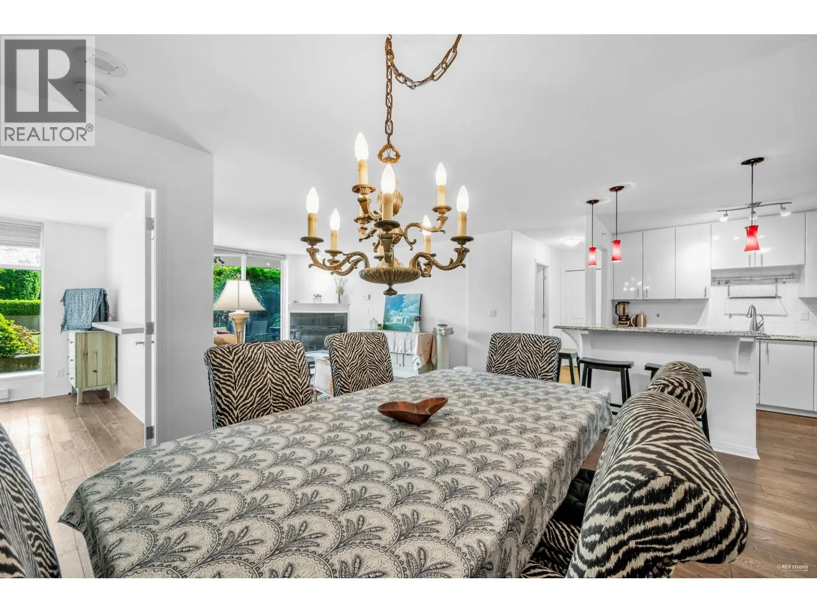 408 7080 ST. ALBANS ROAD