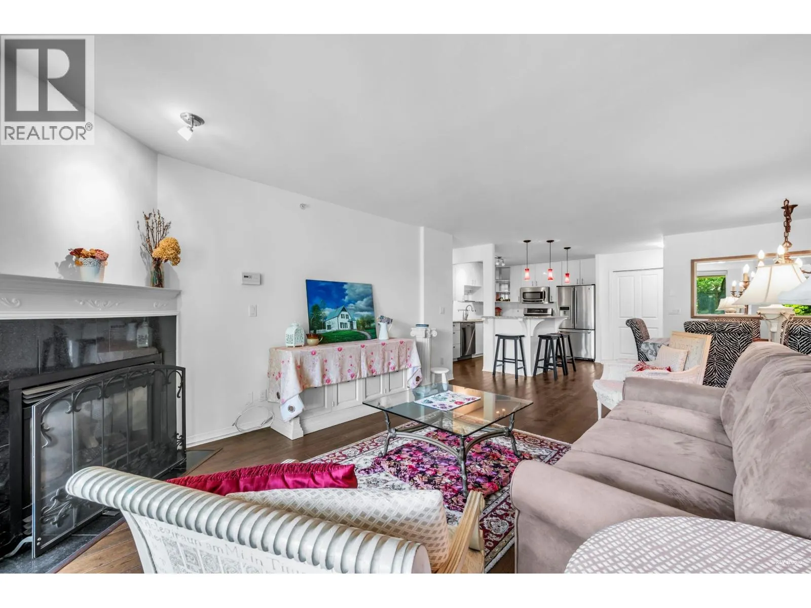 408 7080 ST. ALBANS ROAD