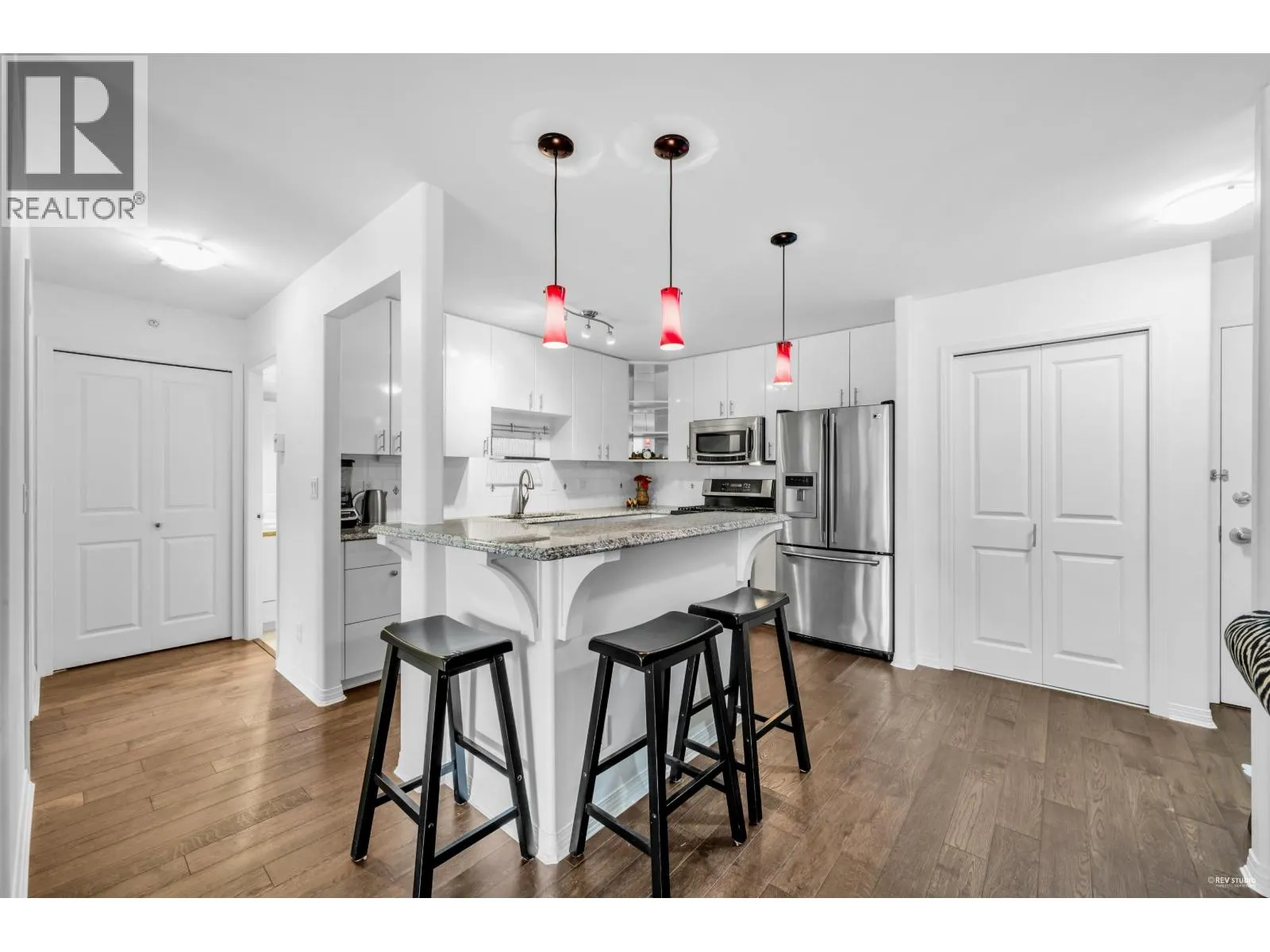 408 7080 ST. ALBANS ROAD