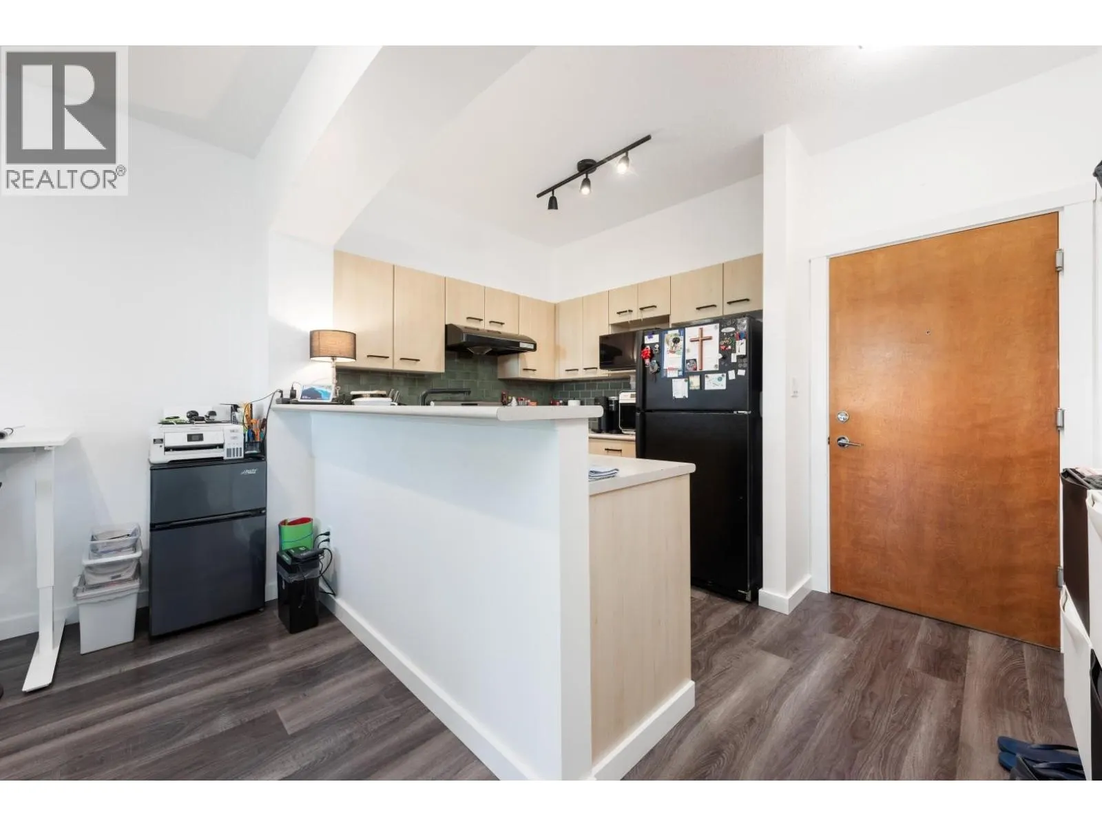 1415 5115 GARDEN CITY ROAD