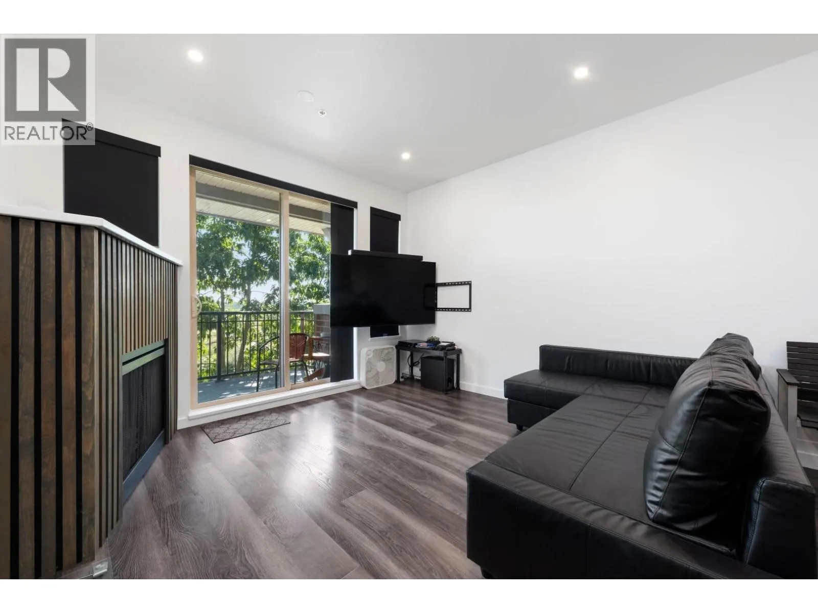 1415 5115 GARDEN CITY ROAD