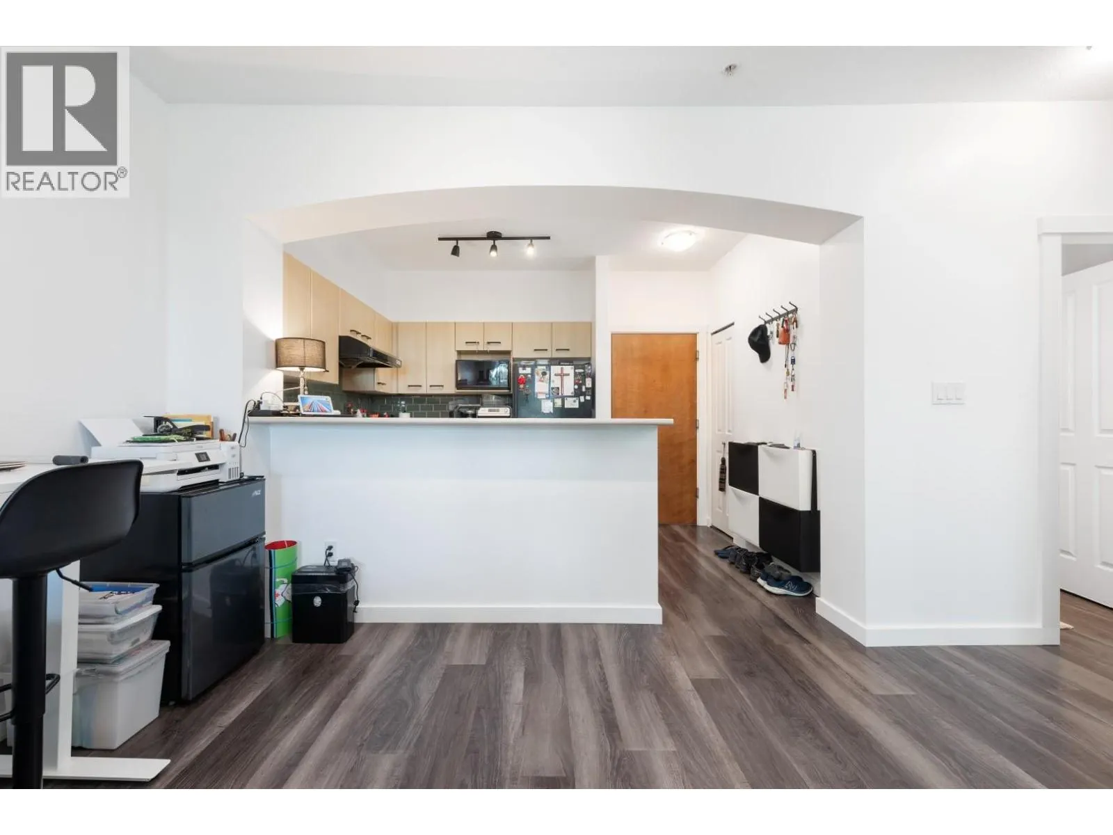 1415 5115 GARDEN CITY ROAD