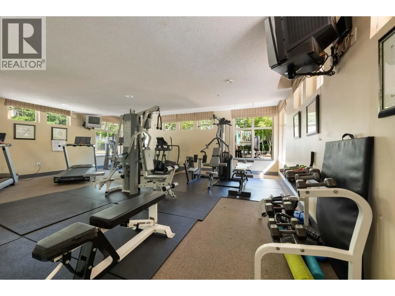 1415 5115 GARDEN CITY ROAD