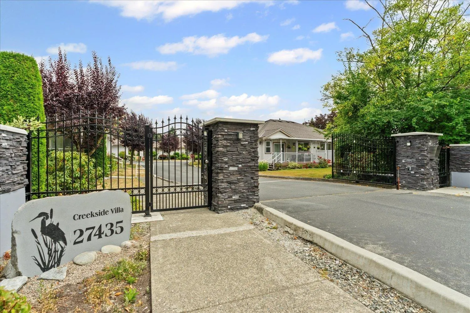 55 27435 29A AVENUE