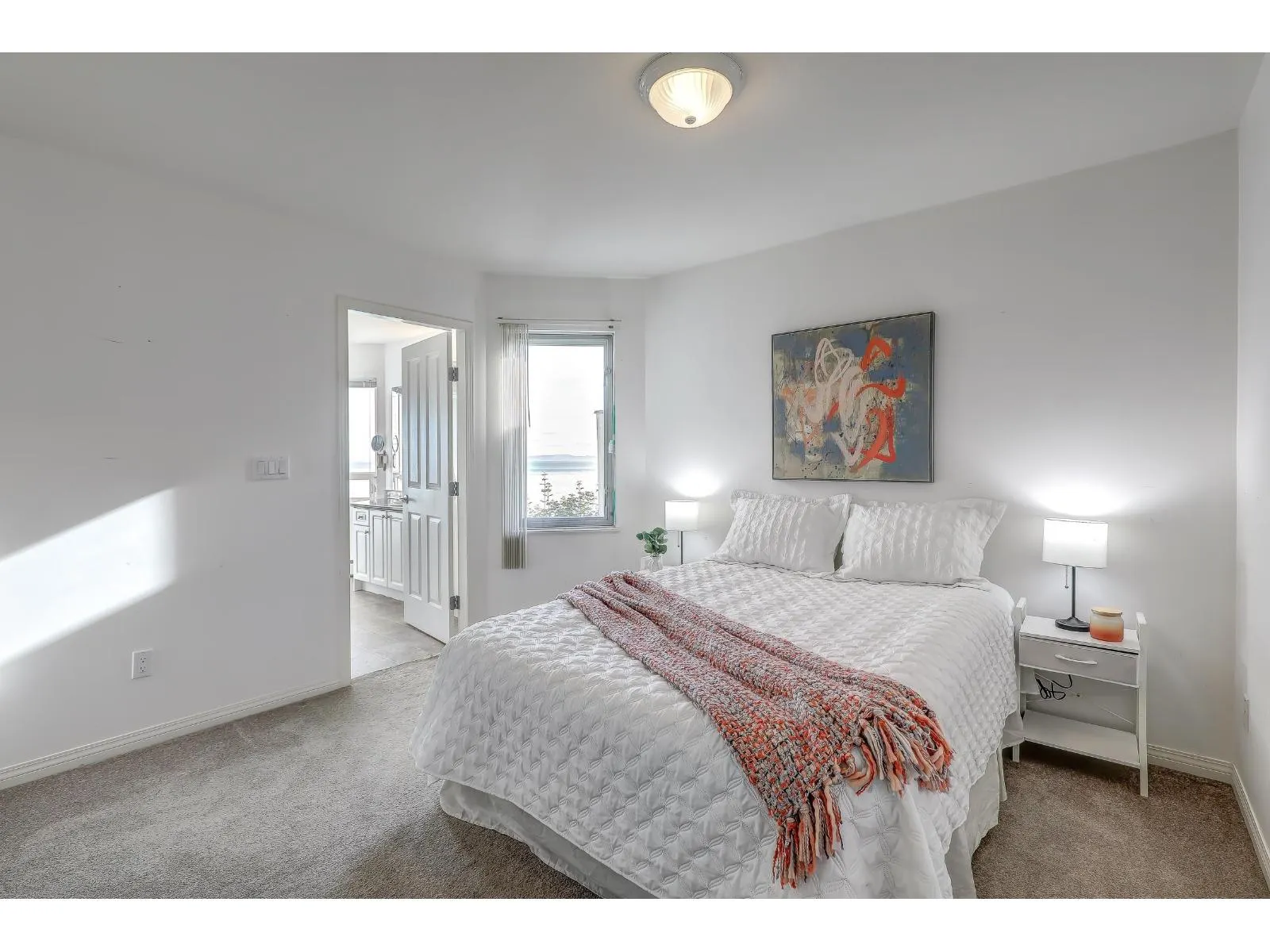 15062 ROYAL AVENUE