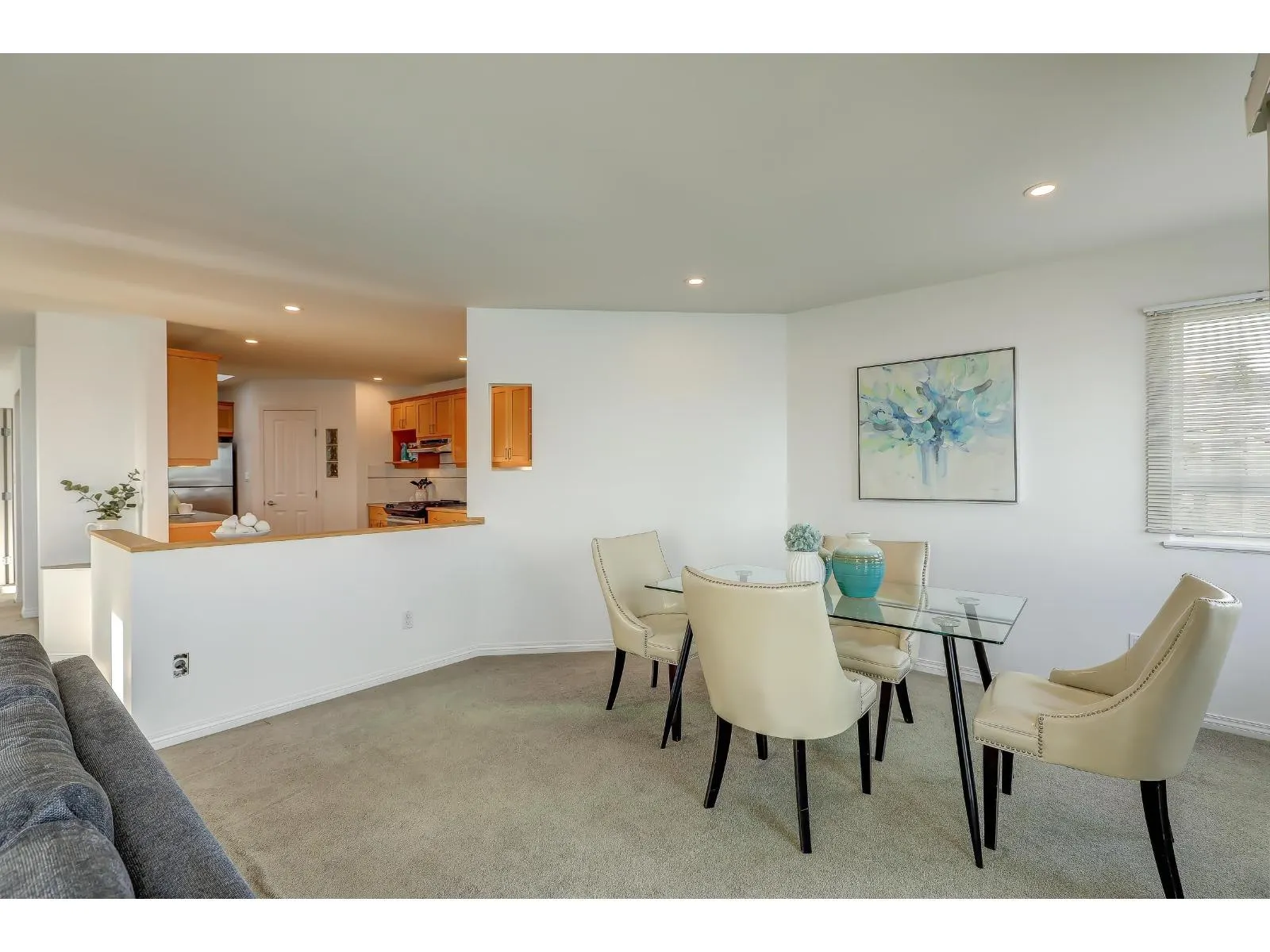 15062 ROYAL AVENUE