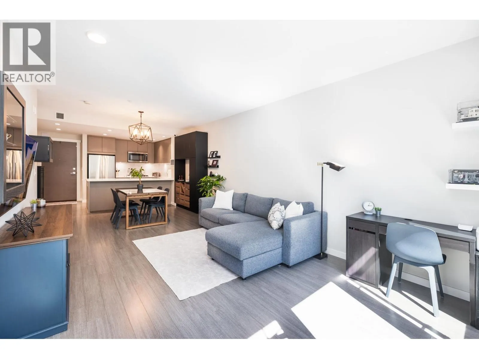 109 2632 LIBRARY LANE