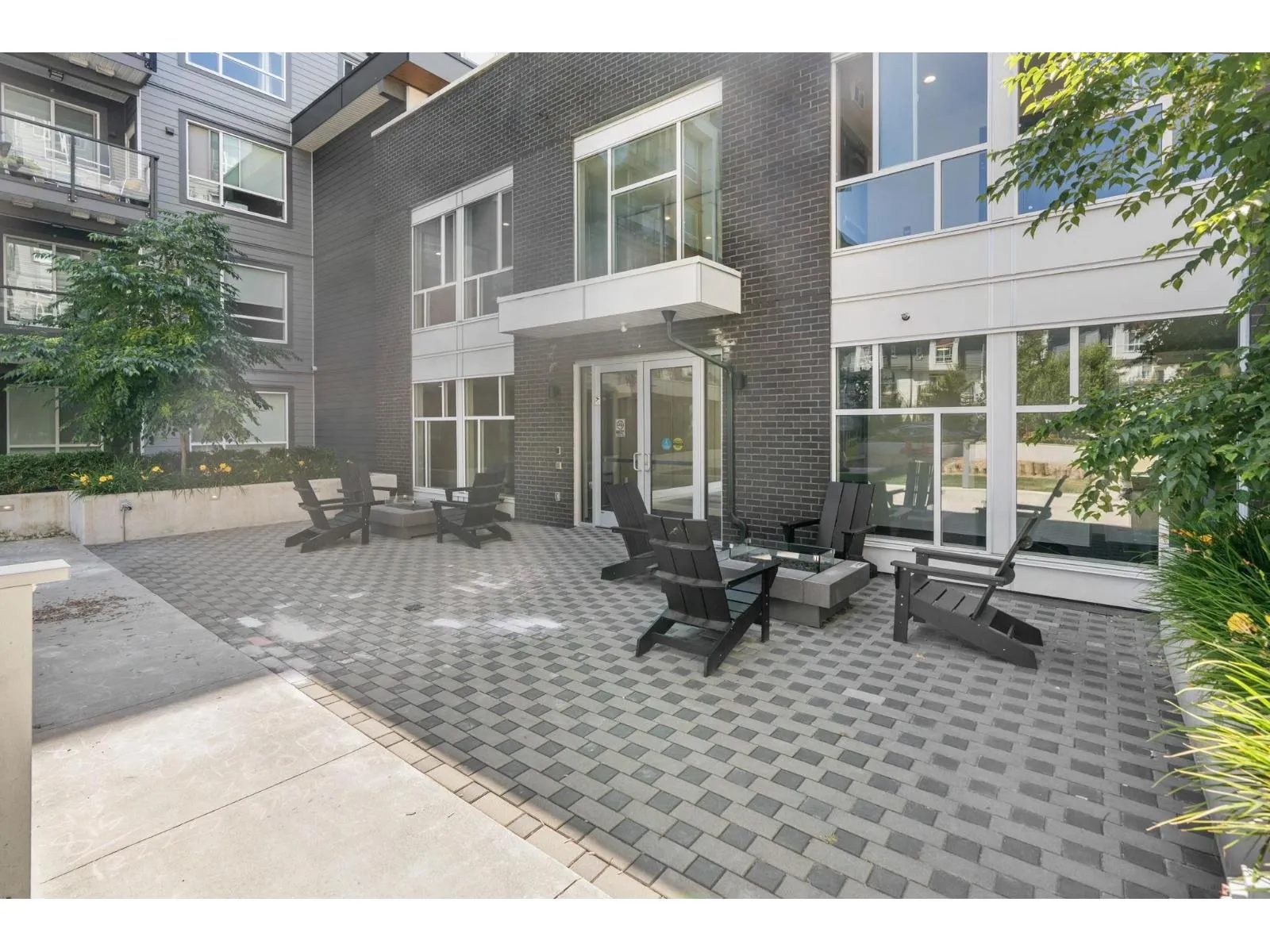B523 20834 80 AVENUE