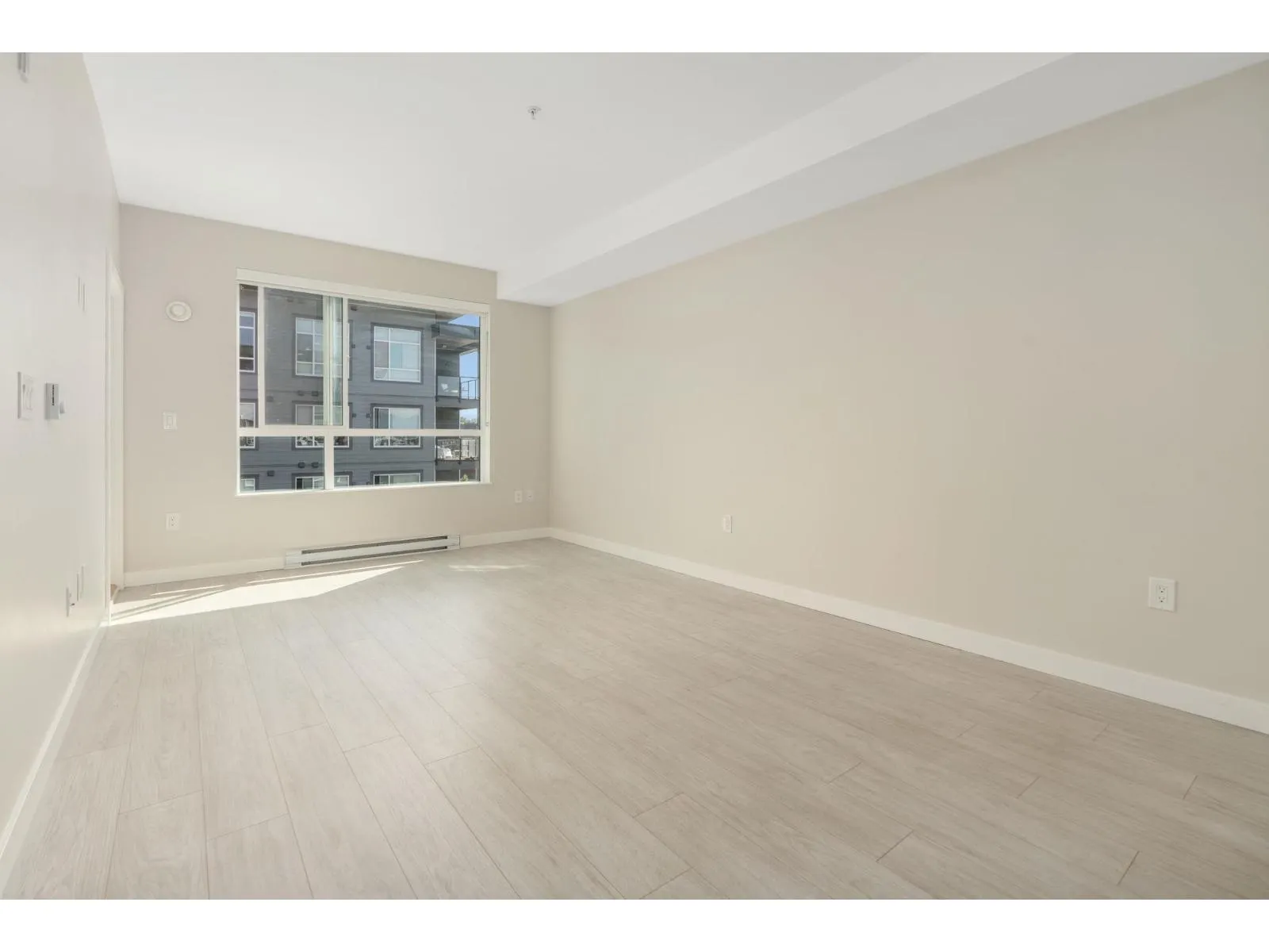 B523 20834 80 AVENUE