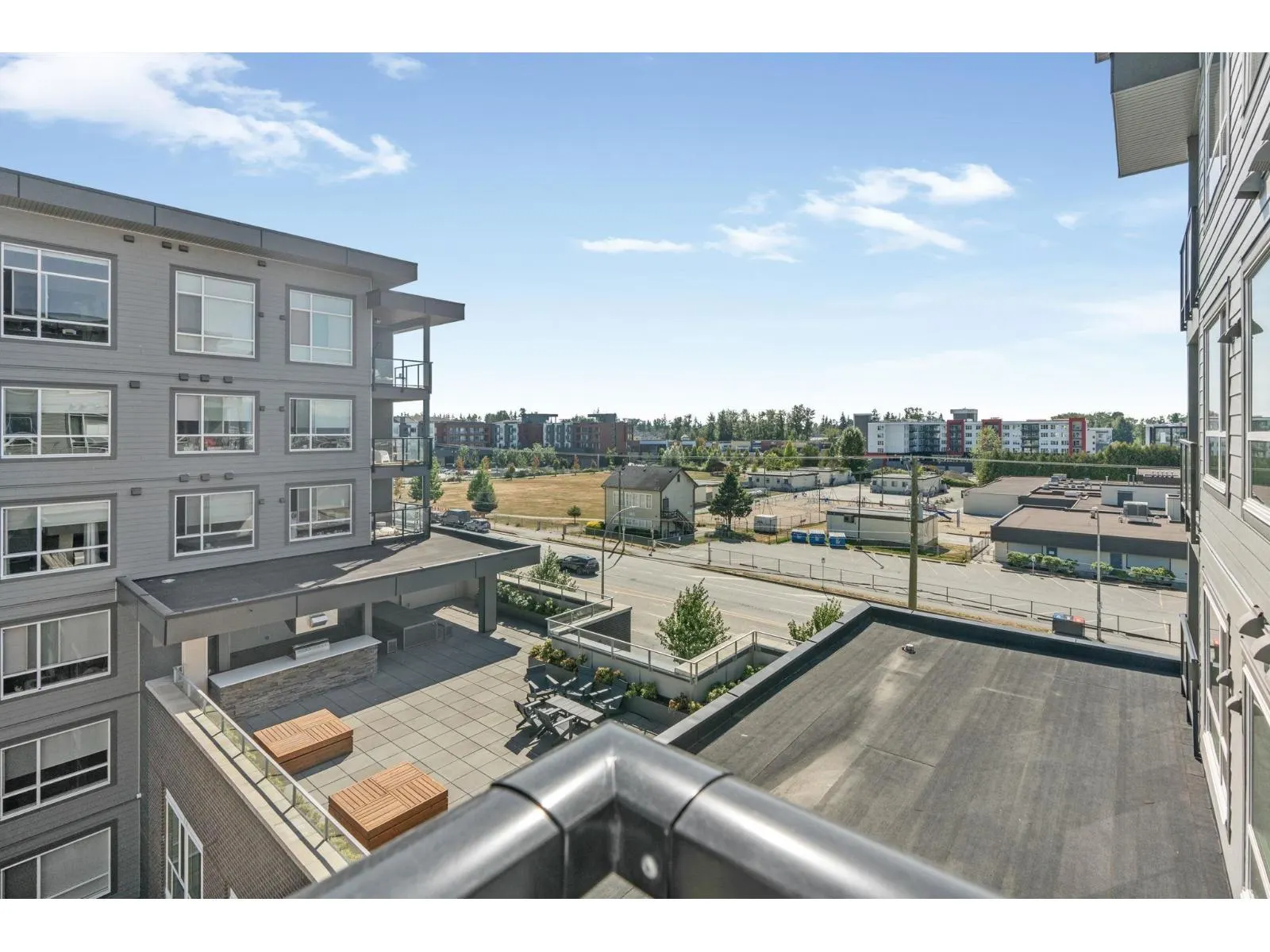 B523 20834 80 AVENUE
