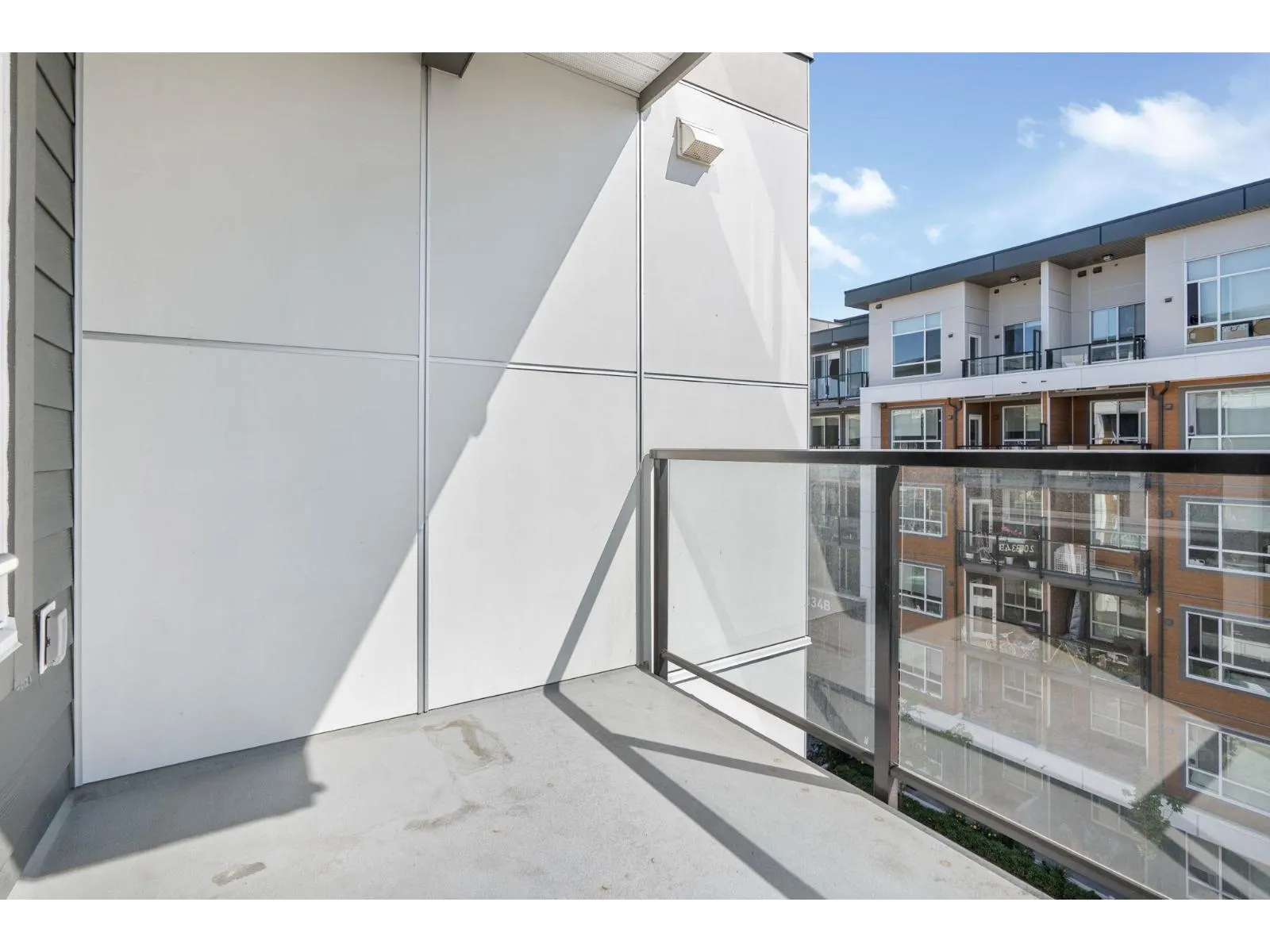 B523 20834 80 AVENUE